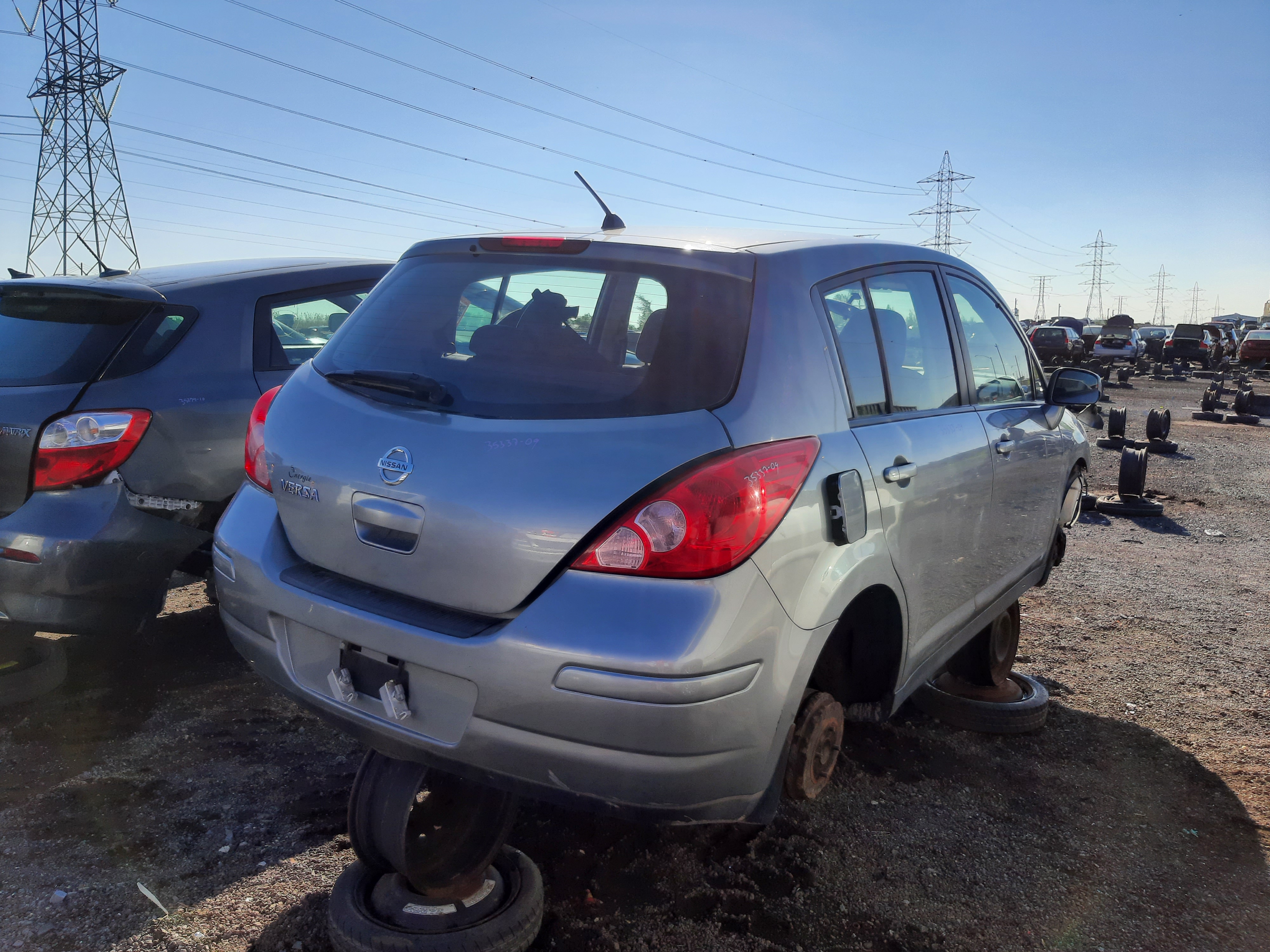 NISSAN VERSA 2009