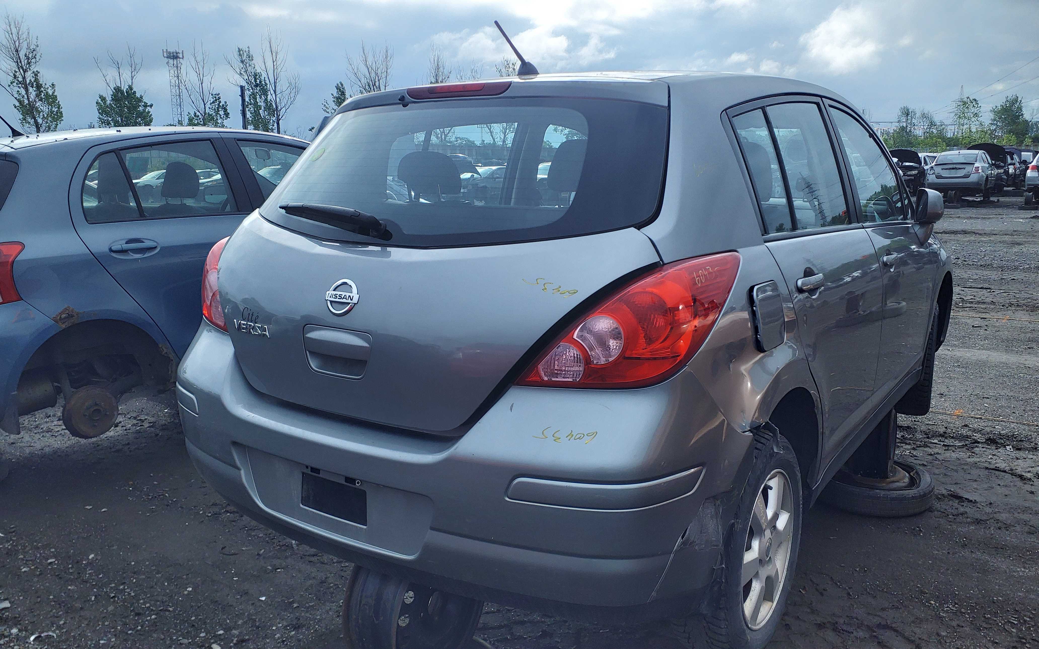 NISSAN VERSA 2009