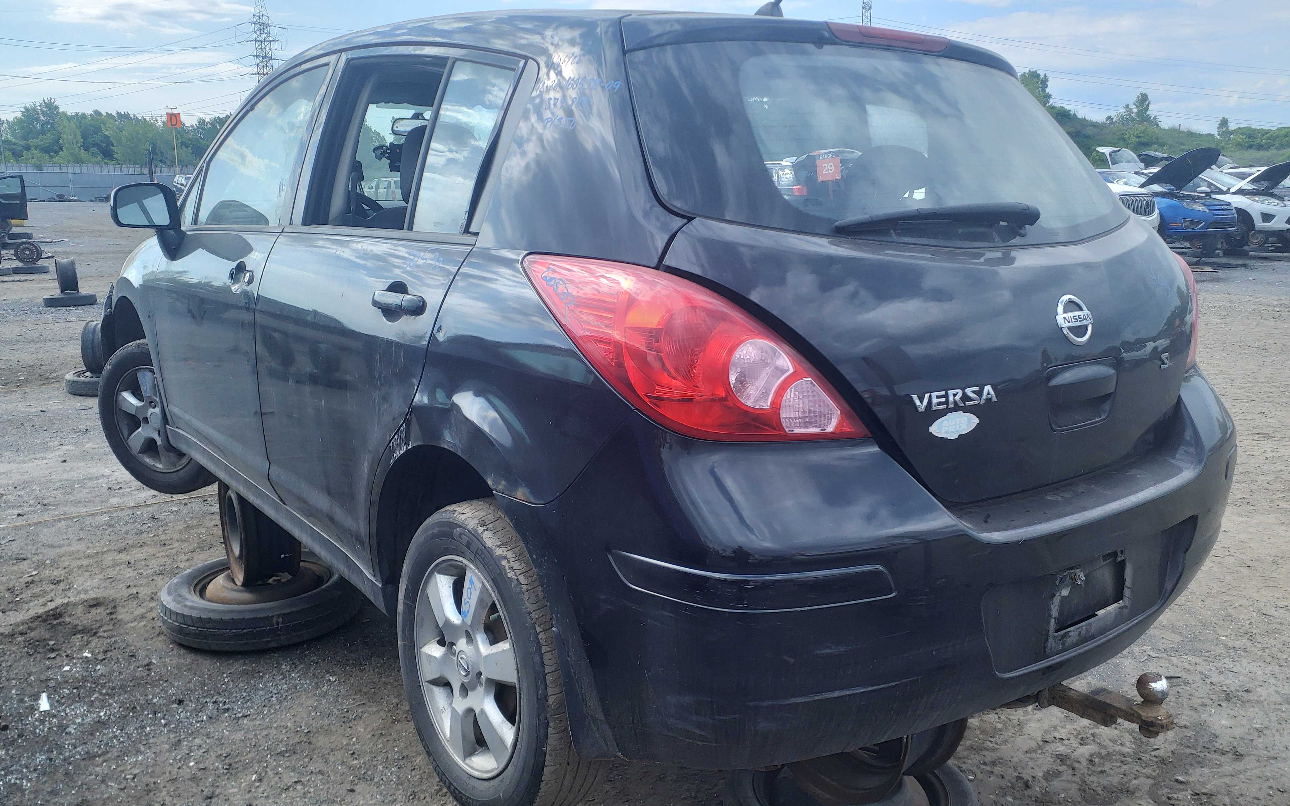 NISSAN VERSA 2009