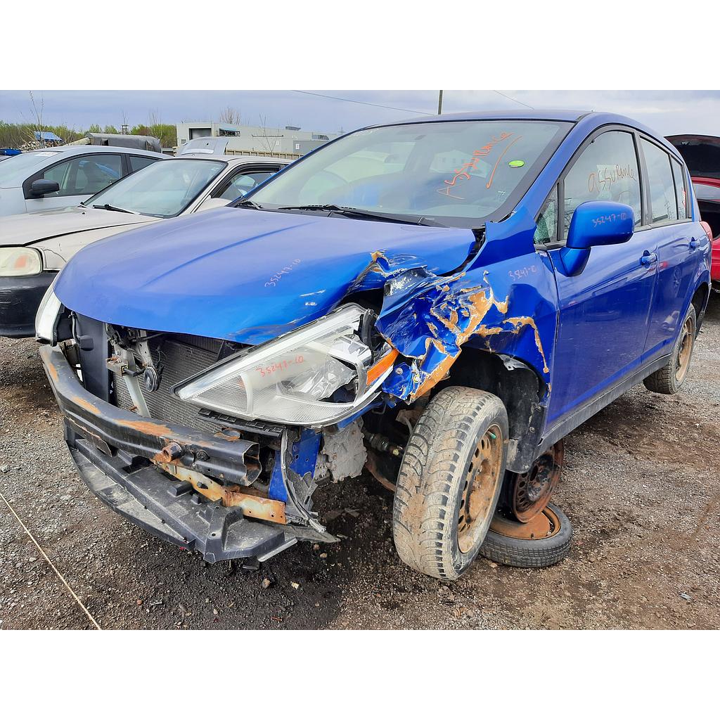 NISSAN VERSA 2010
