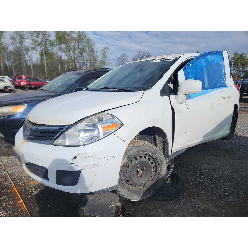 NISSAN VERSA 2010