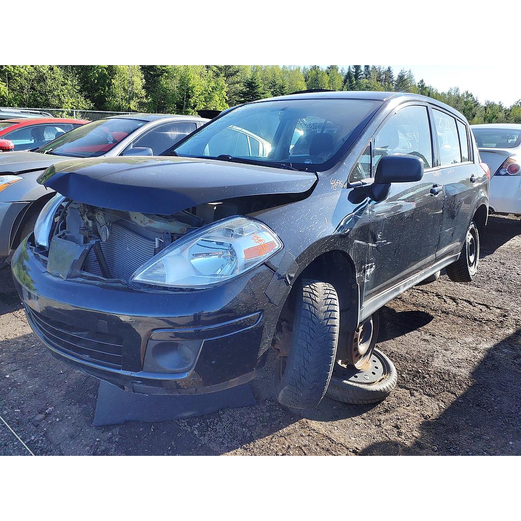 NISSAN VERSA 2010