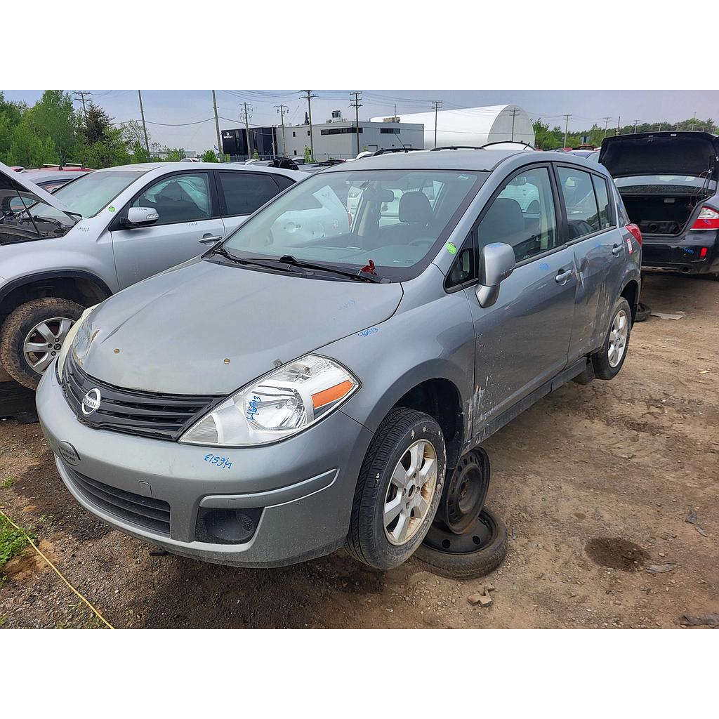 NISSAN VERSA 2010