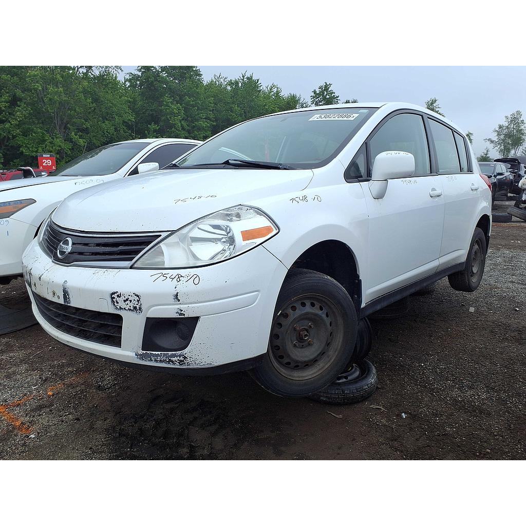 NISSAN VERSA 2010