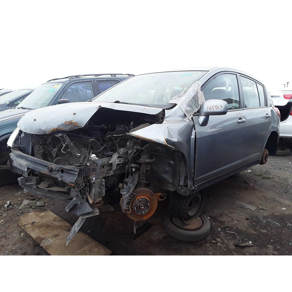 NISSAN VERSA 2011