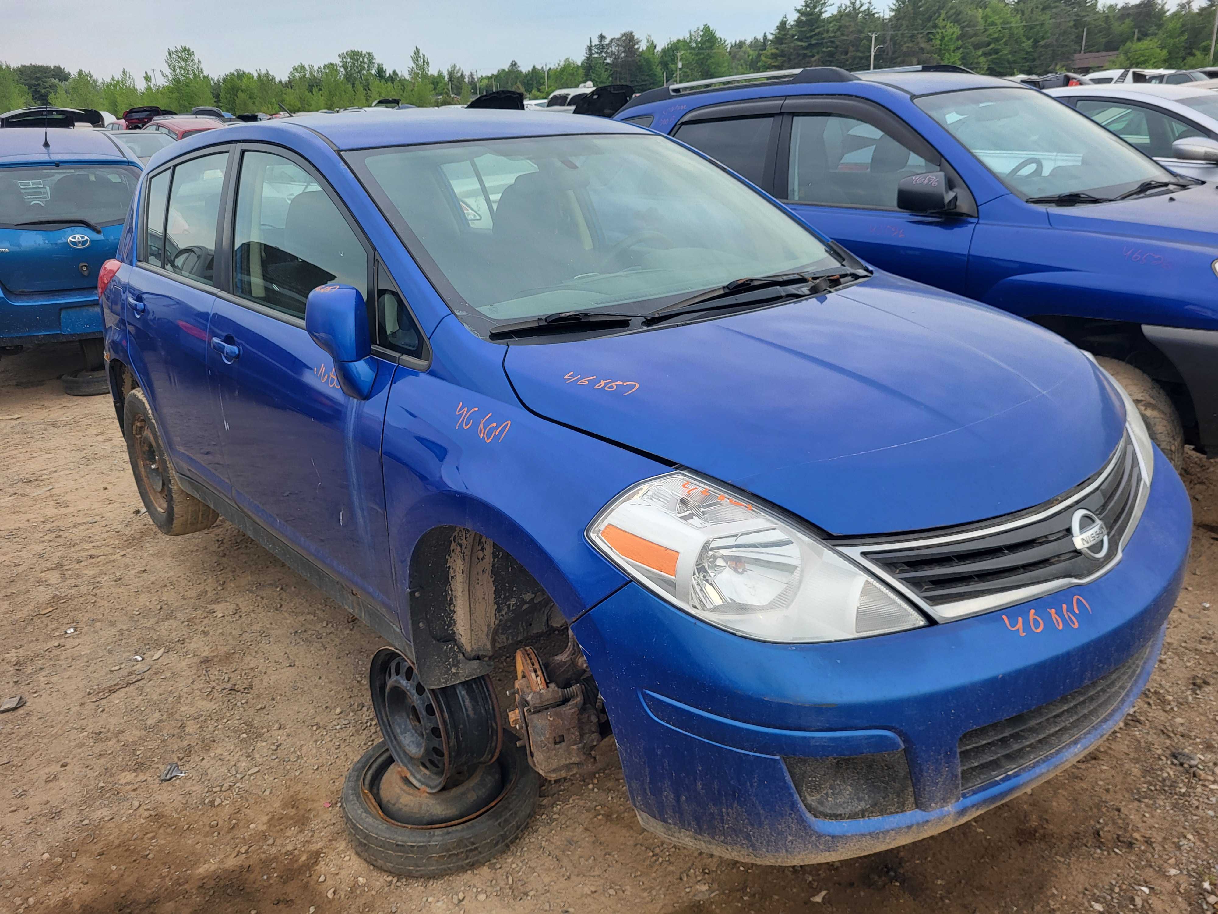 NISSAN VERSA 2011