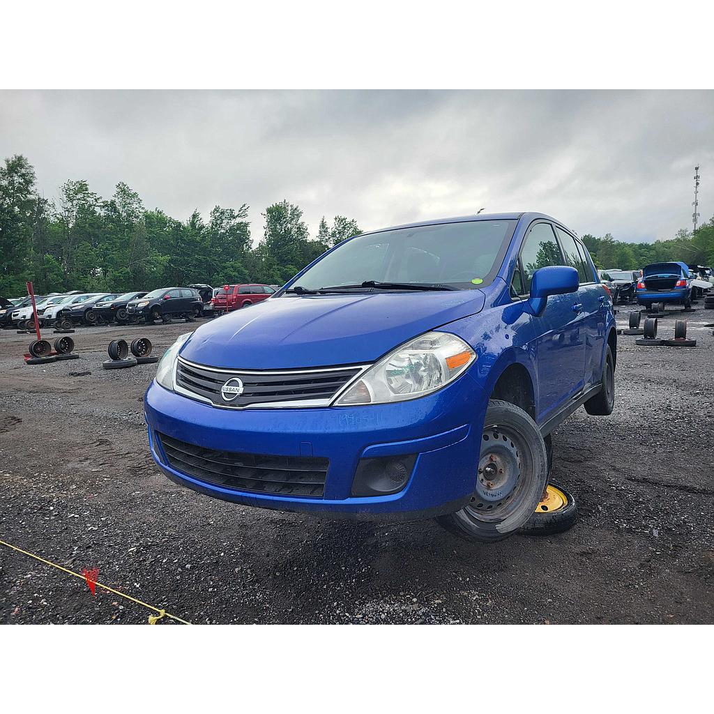 NISSAN VERSA 2011