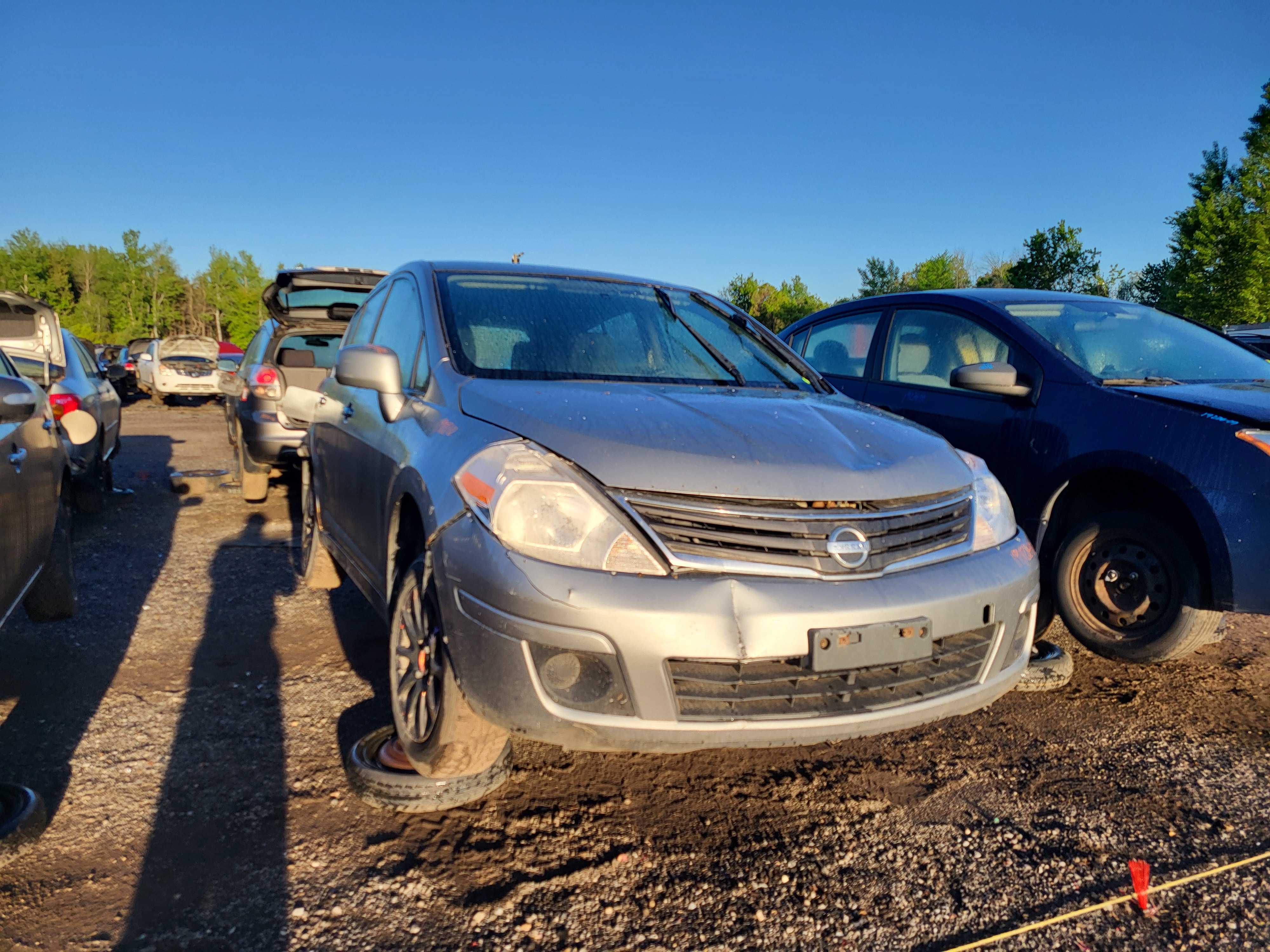 NISSAN VERSA 2012