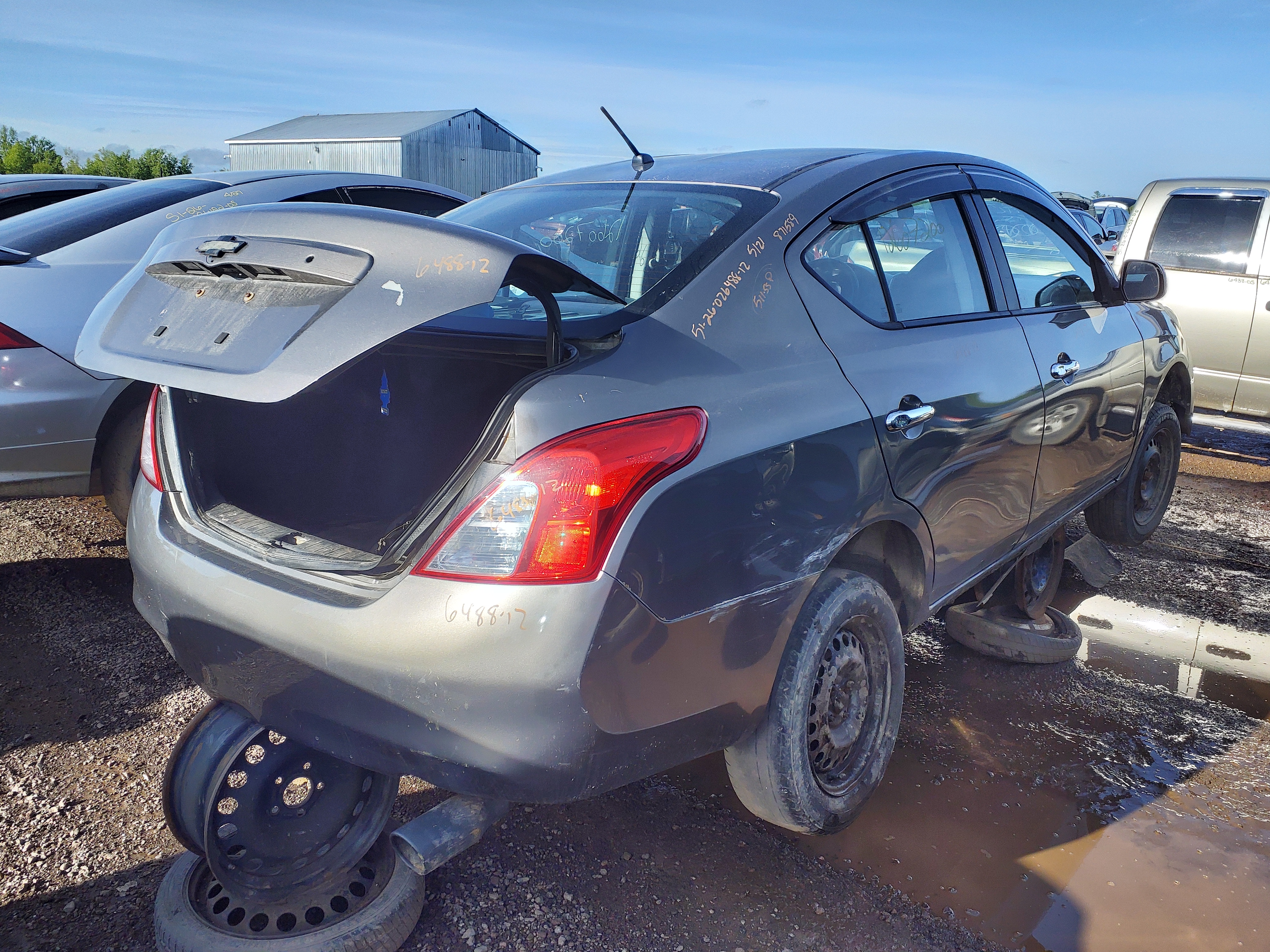 NISSAN VERSA 2012
