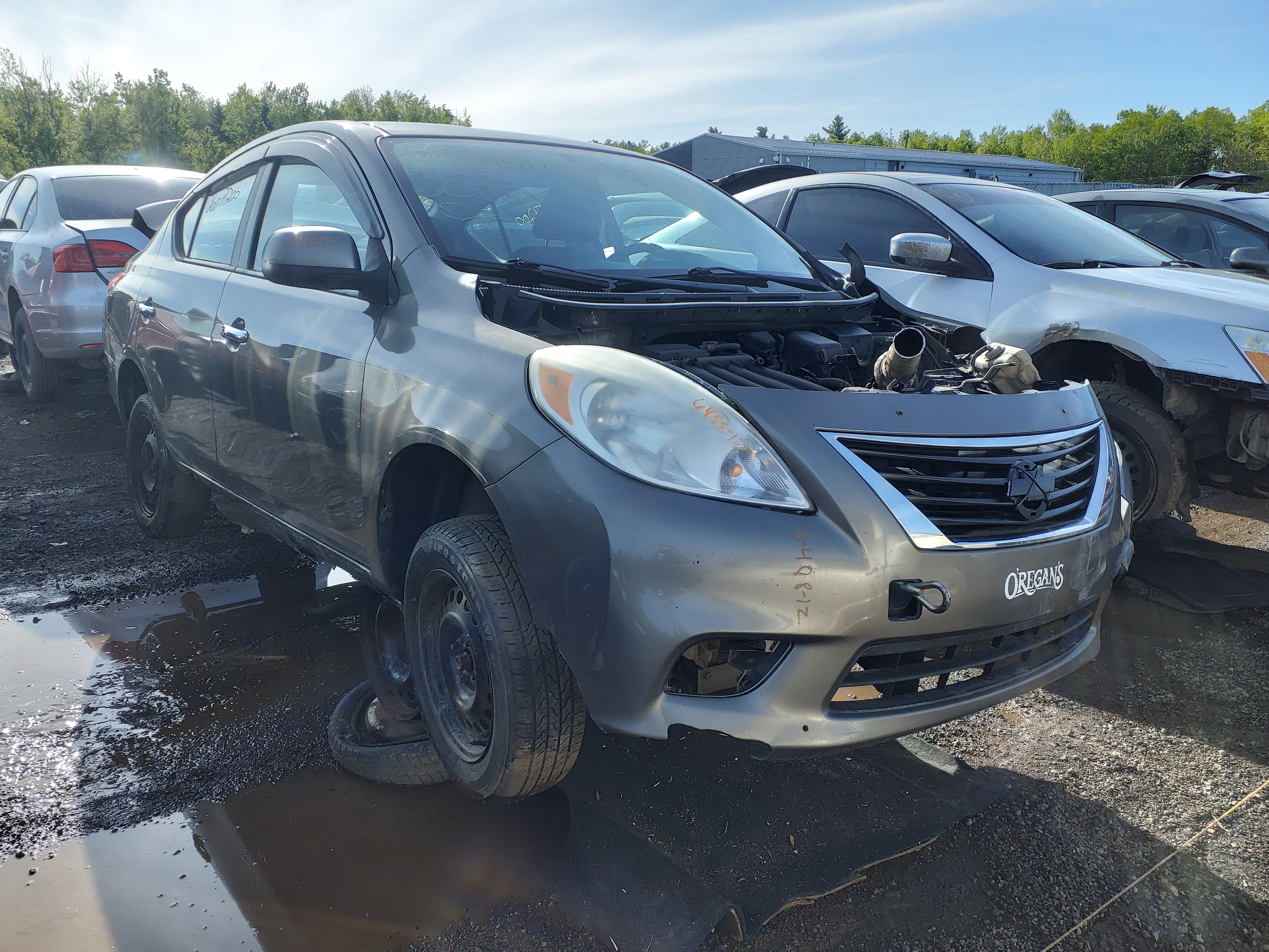 NISSAN VERSA 2012