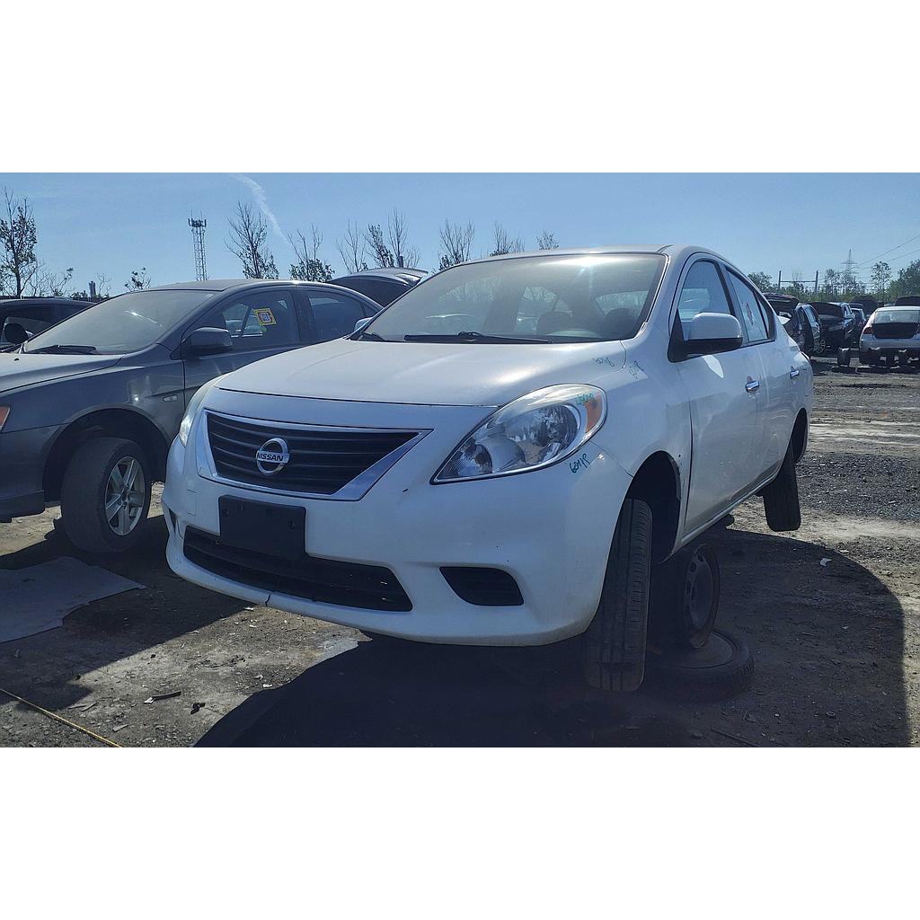 NISSAN VERSA 2012