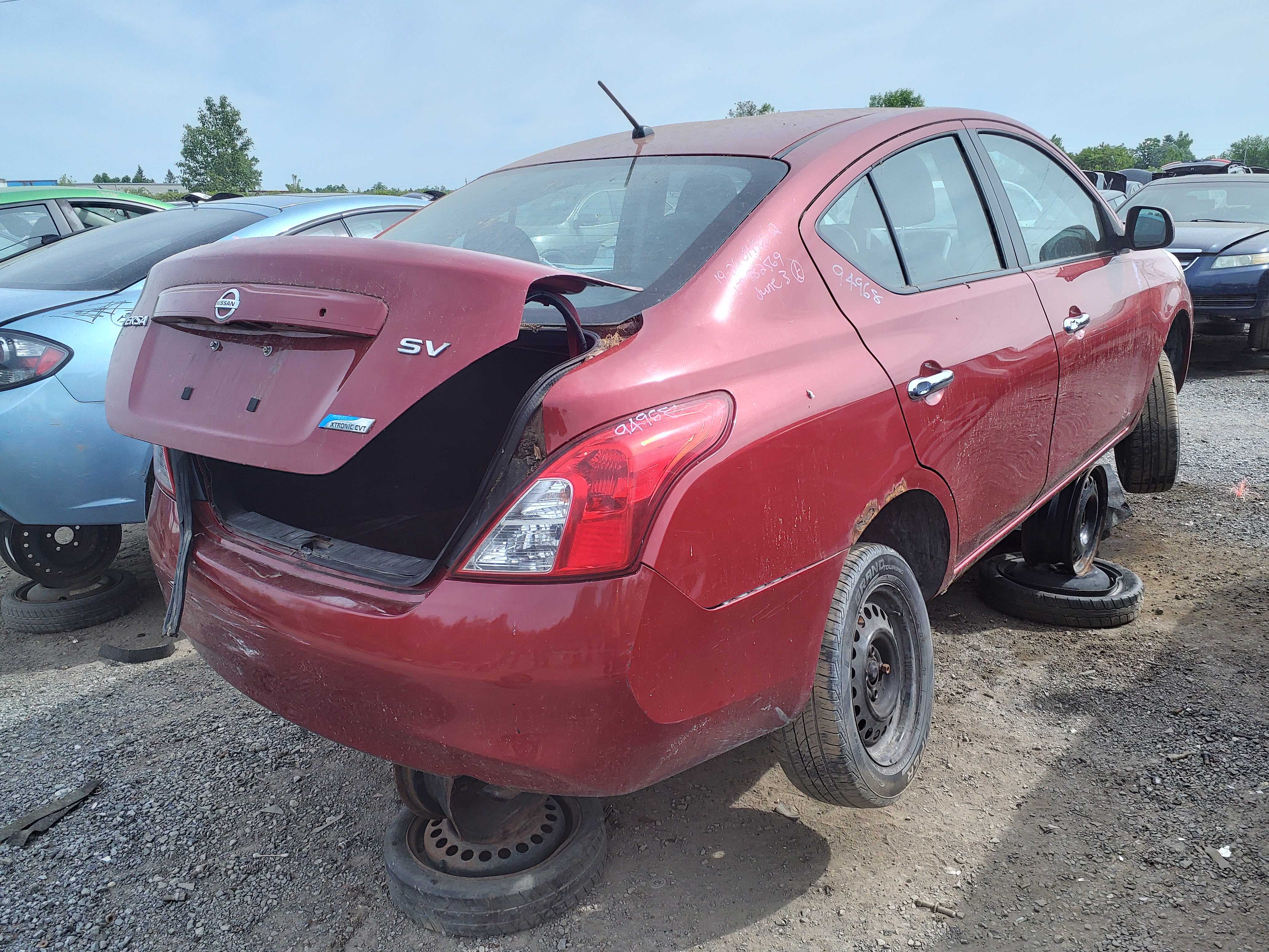NISSAN VERSA 2012