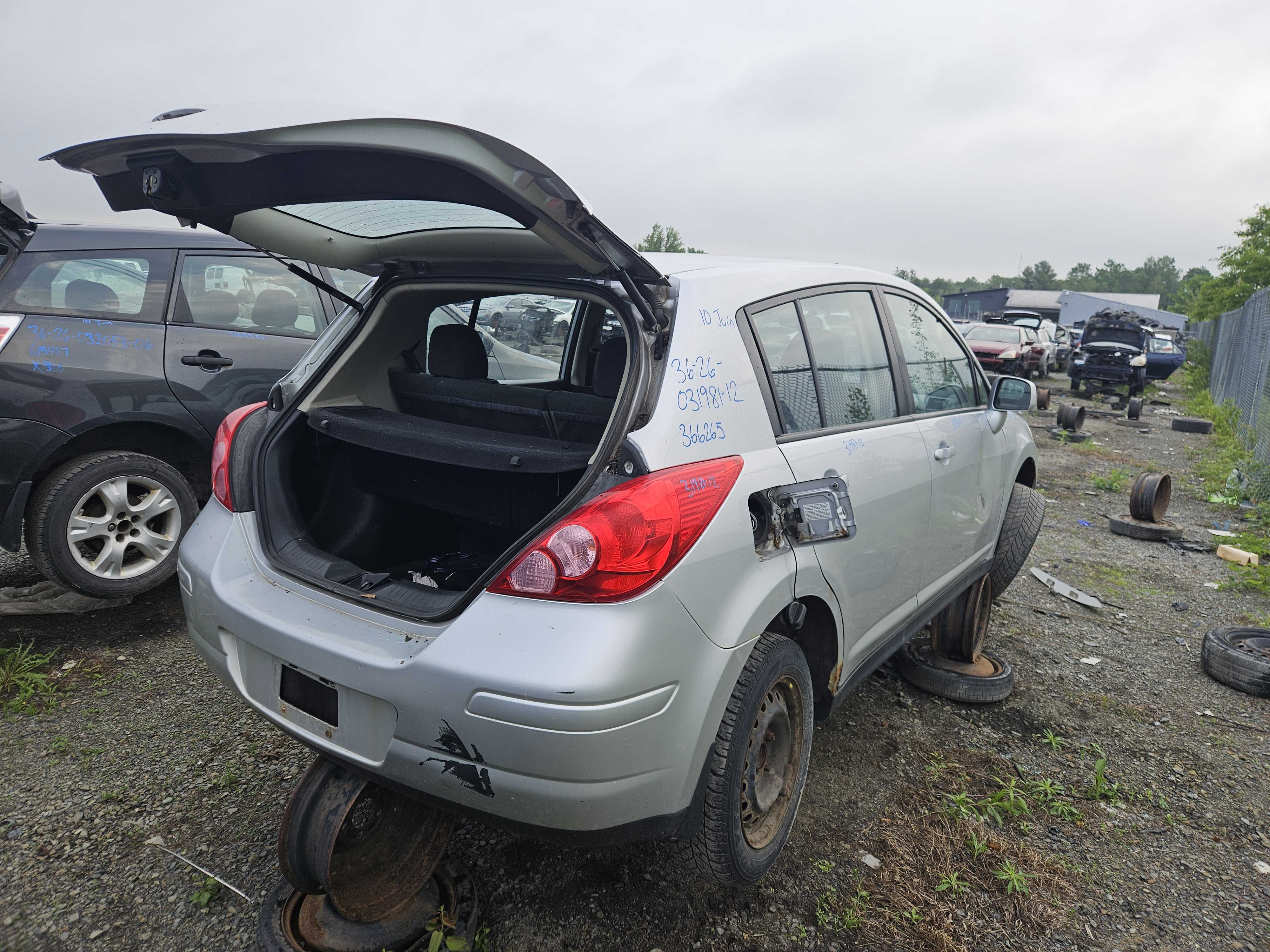 NISSAN VERSA 2012