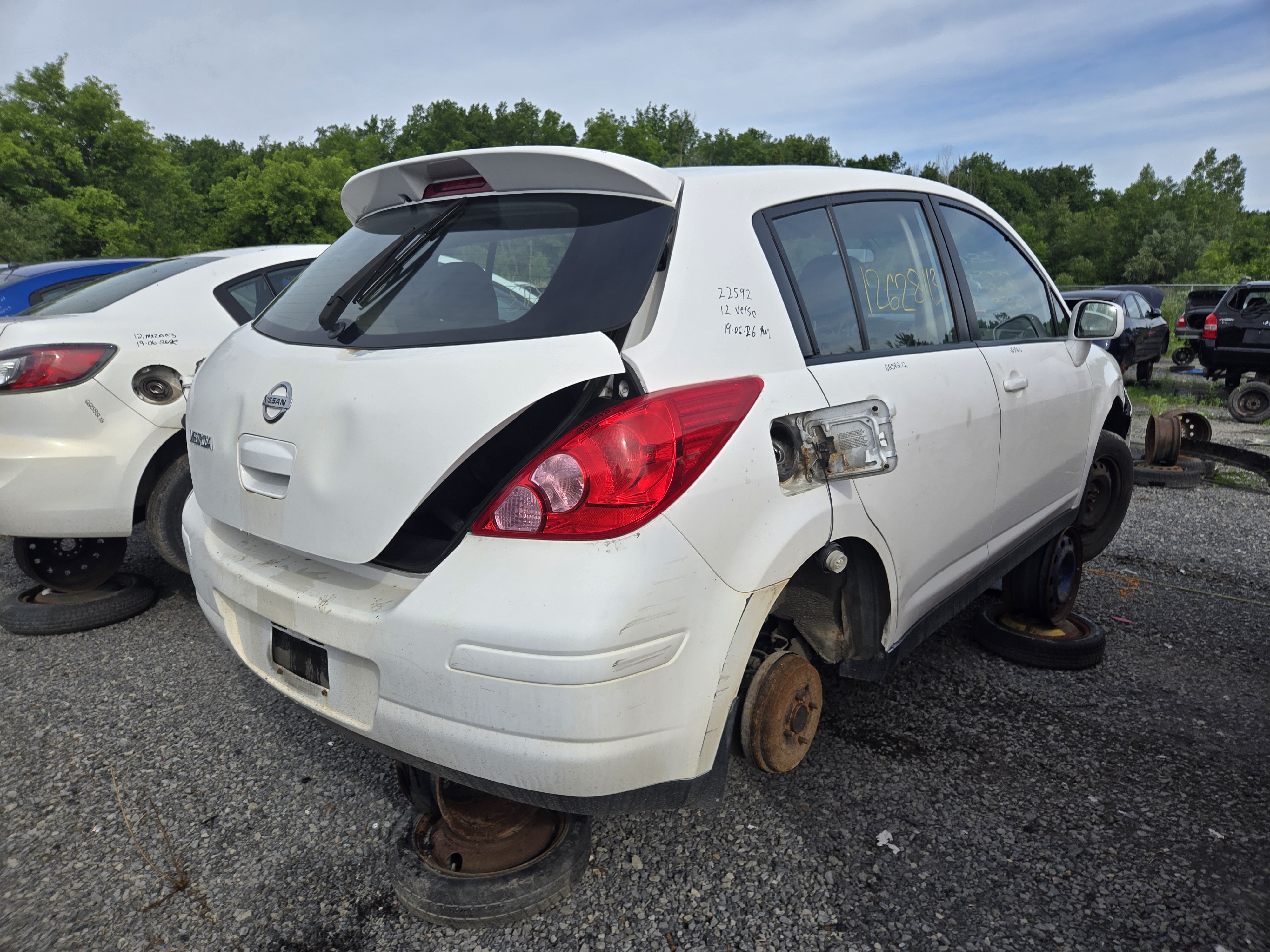 NISSAN VERSA 2012