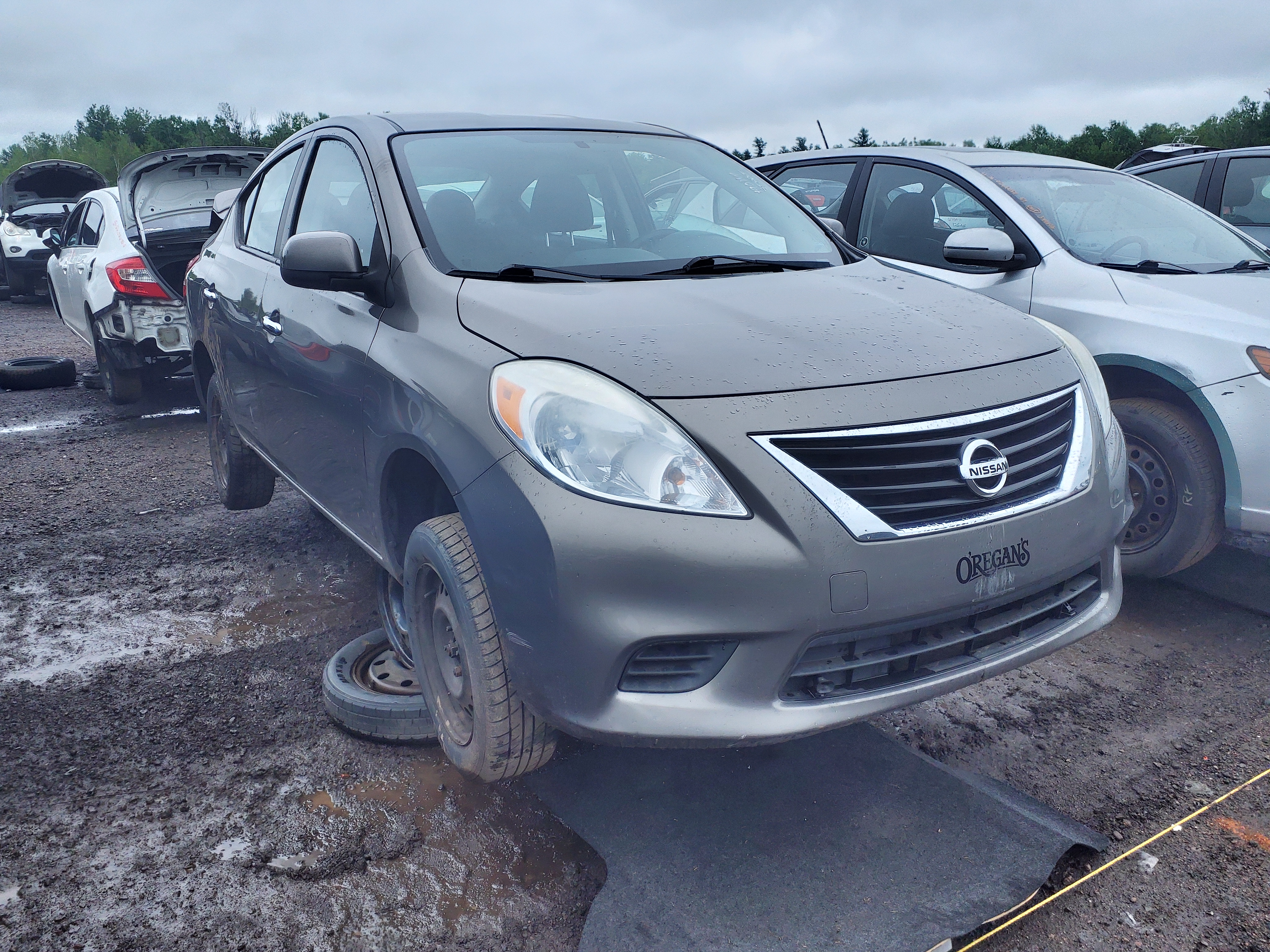 NISSAN VERSA 2013