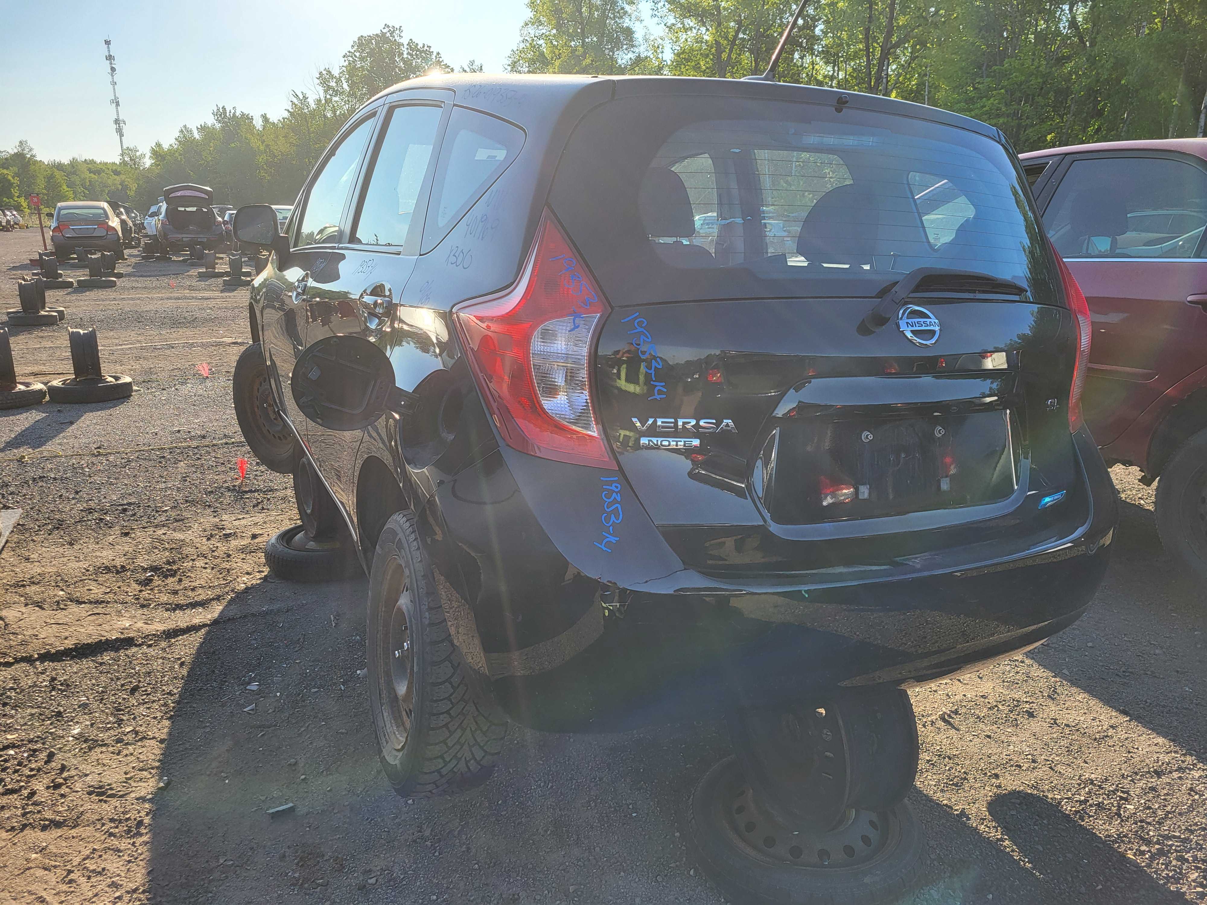 NISSAN VERSA 2014