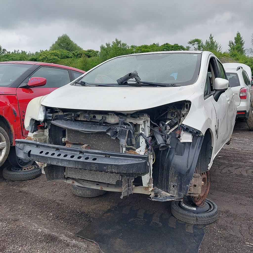 NISSAN VERSA 2015