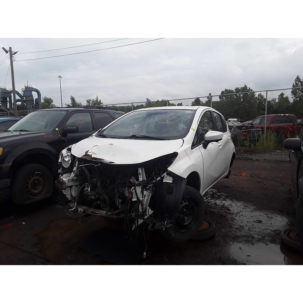 NISSAN VERSA 2016