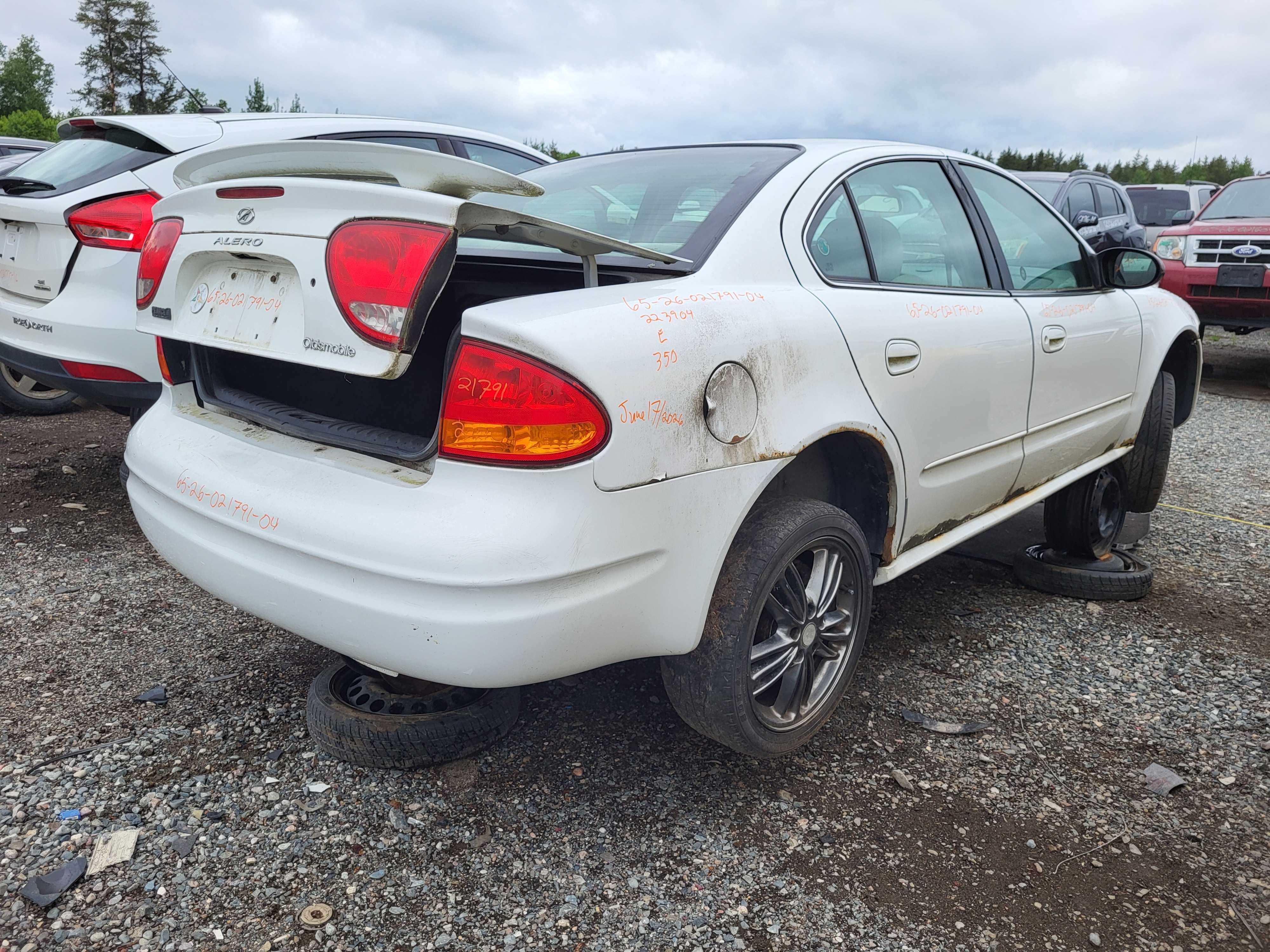 OLDSMOBILE ALERO 2004
