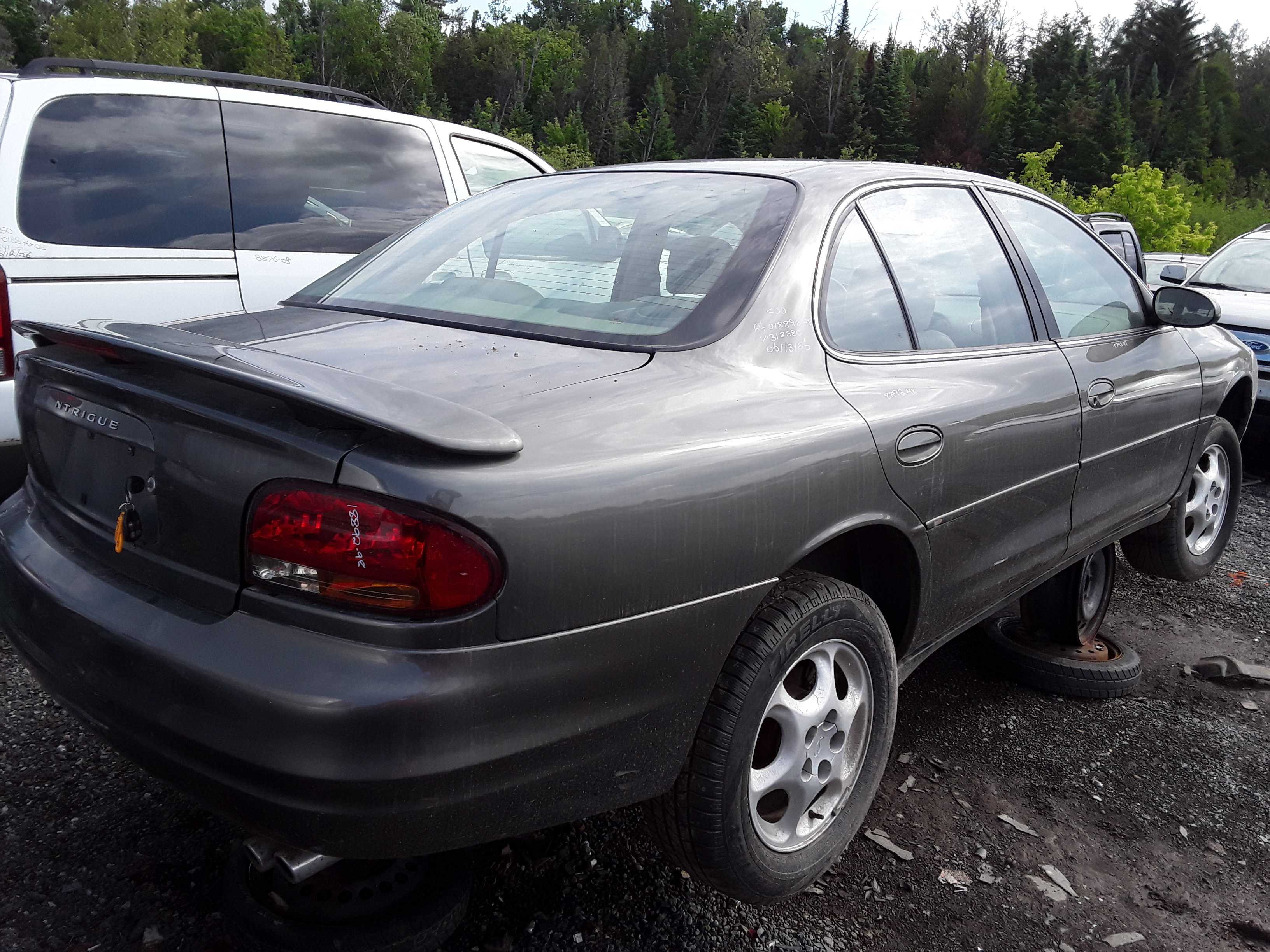 OLDSMOBILE INTRIGUE 1998