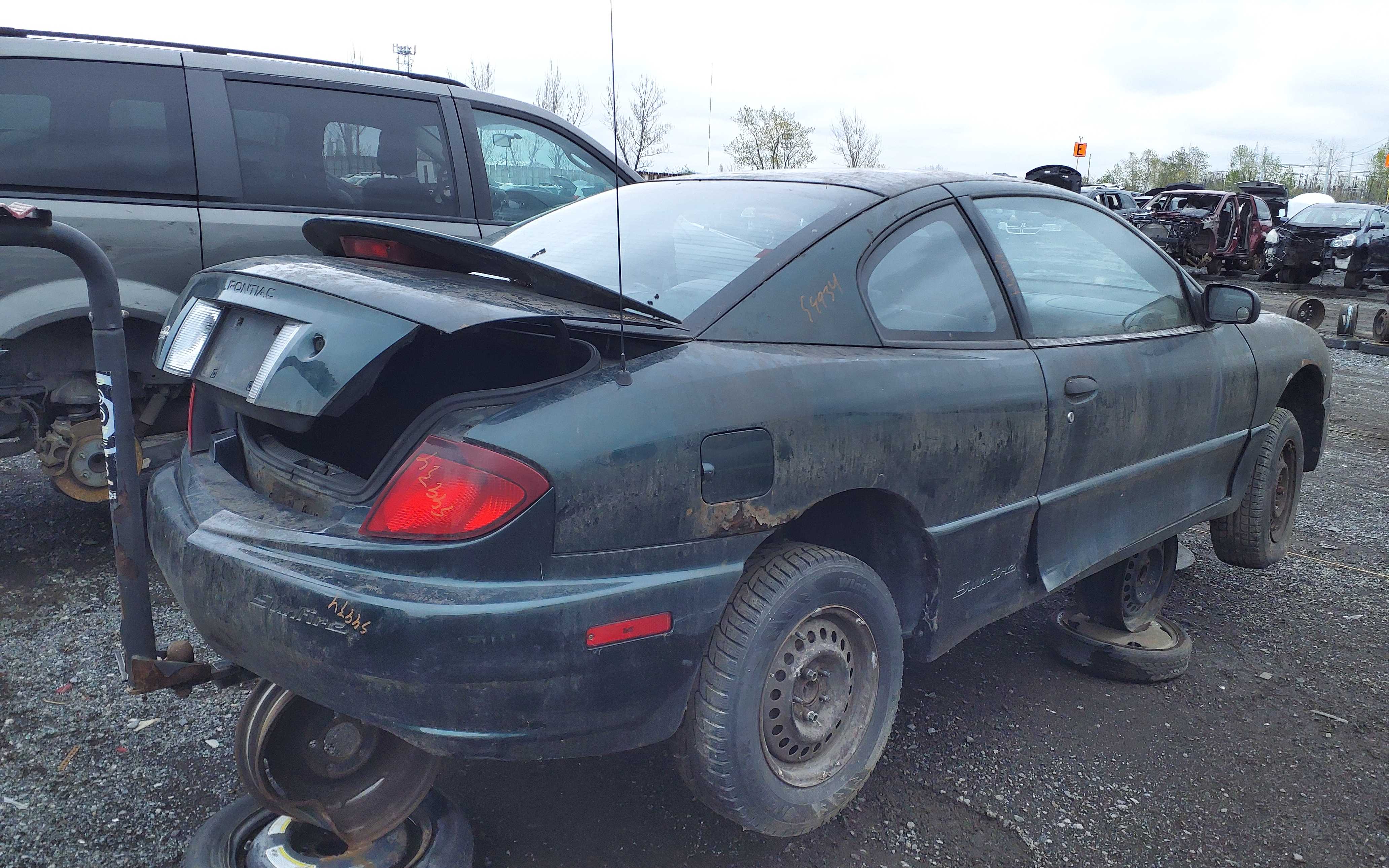 PONTIAC SUNFIRE 2004