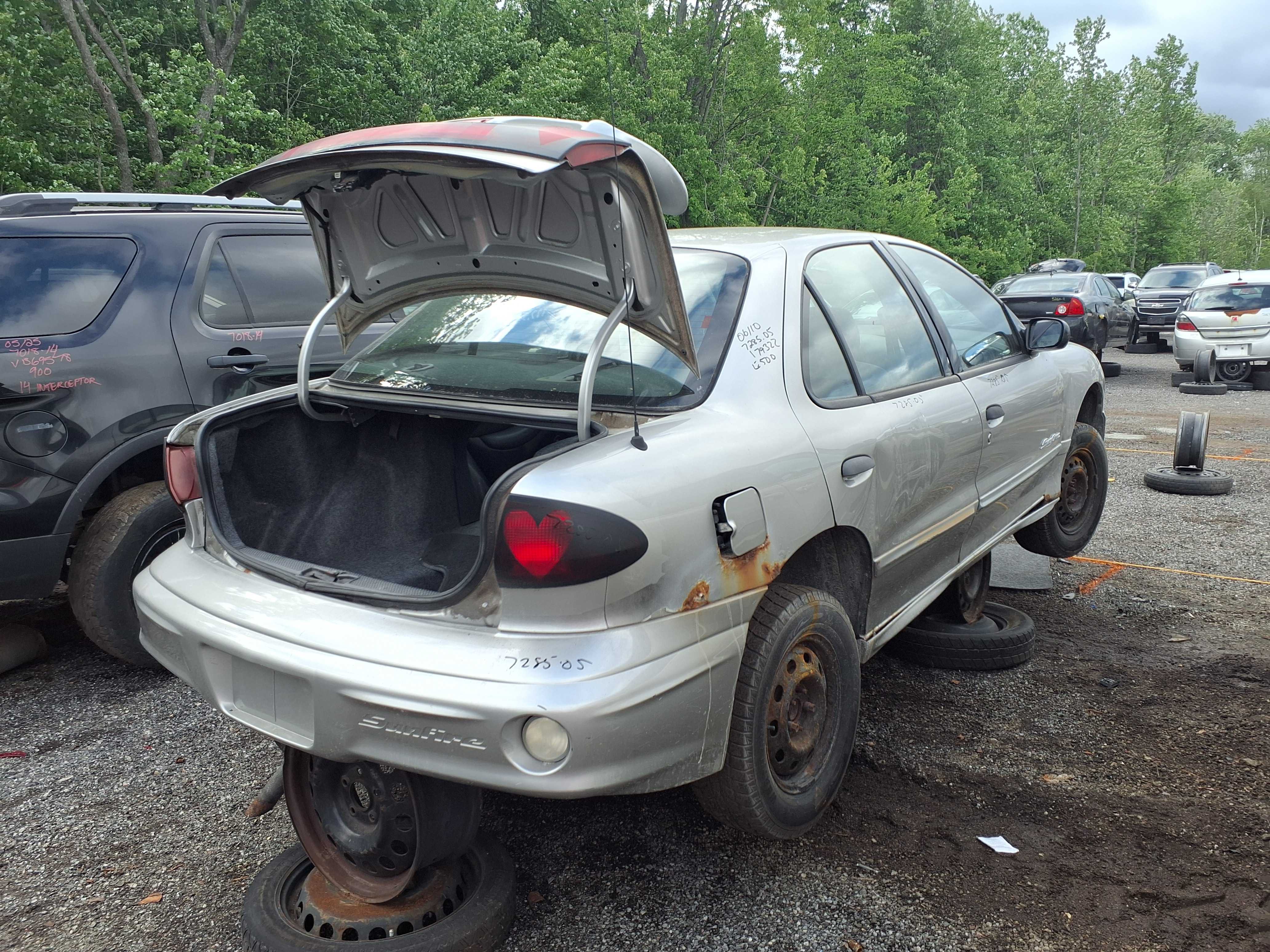 PONTIAC SUNFIRE 2005