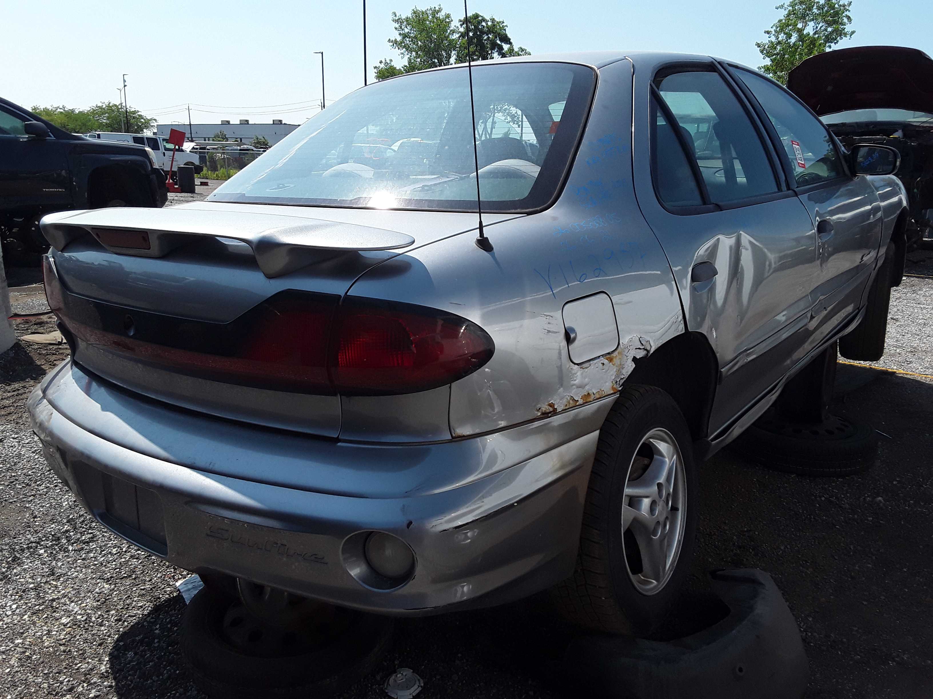 PONTIAC SUNFIRE 2005