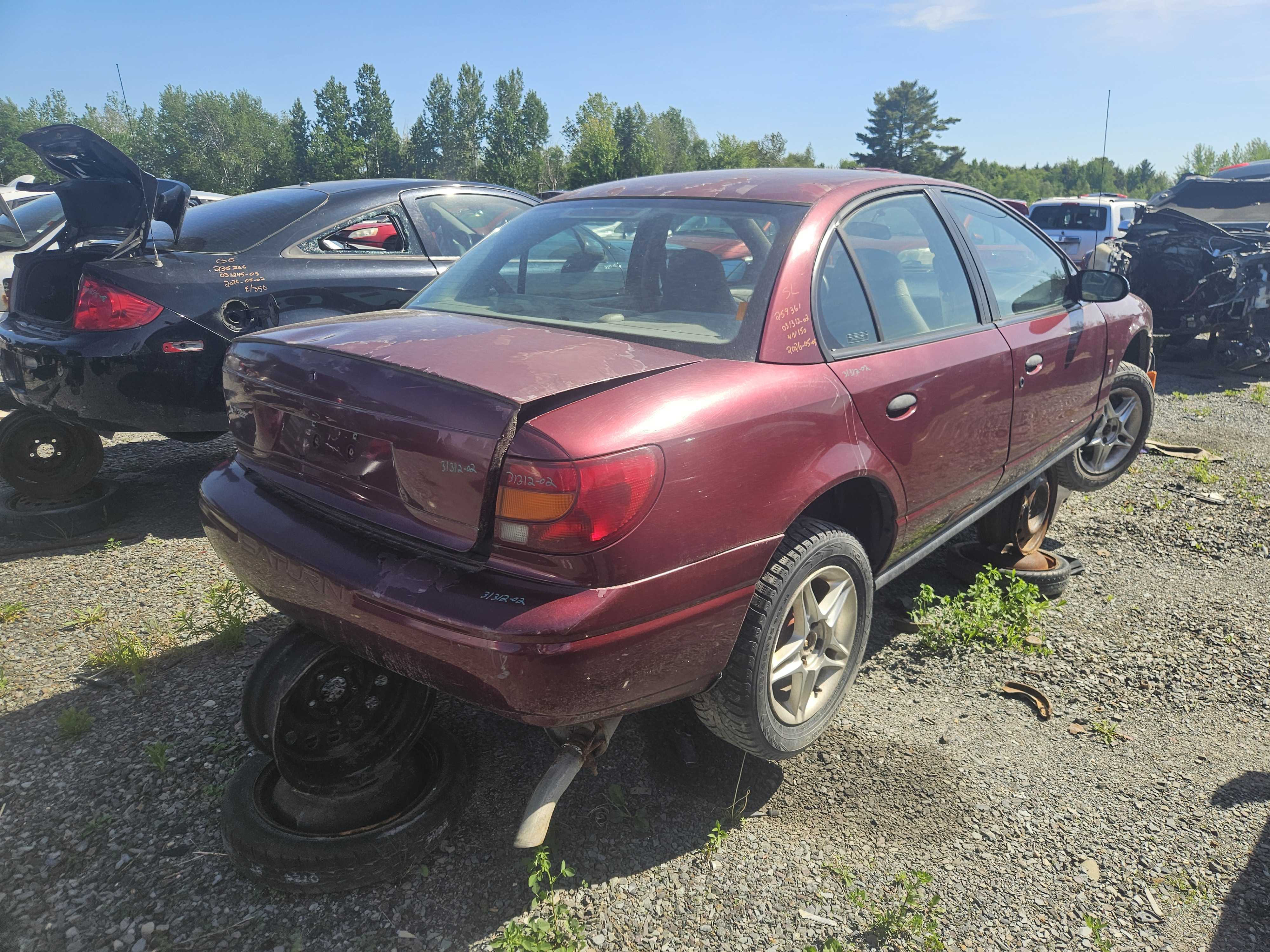 SATURN SL 2002