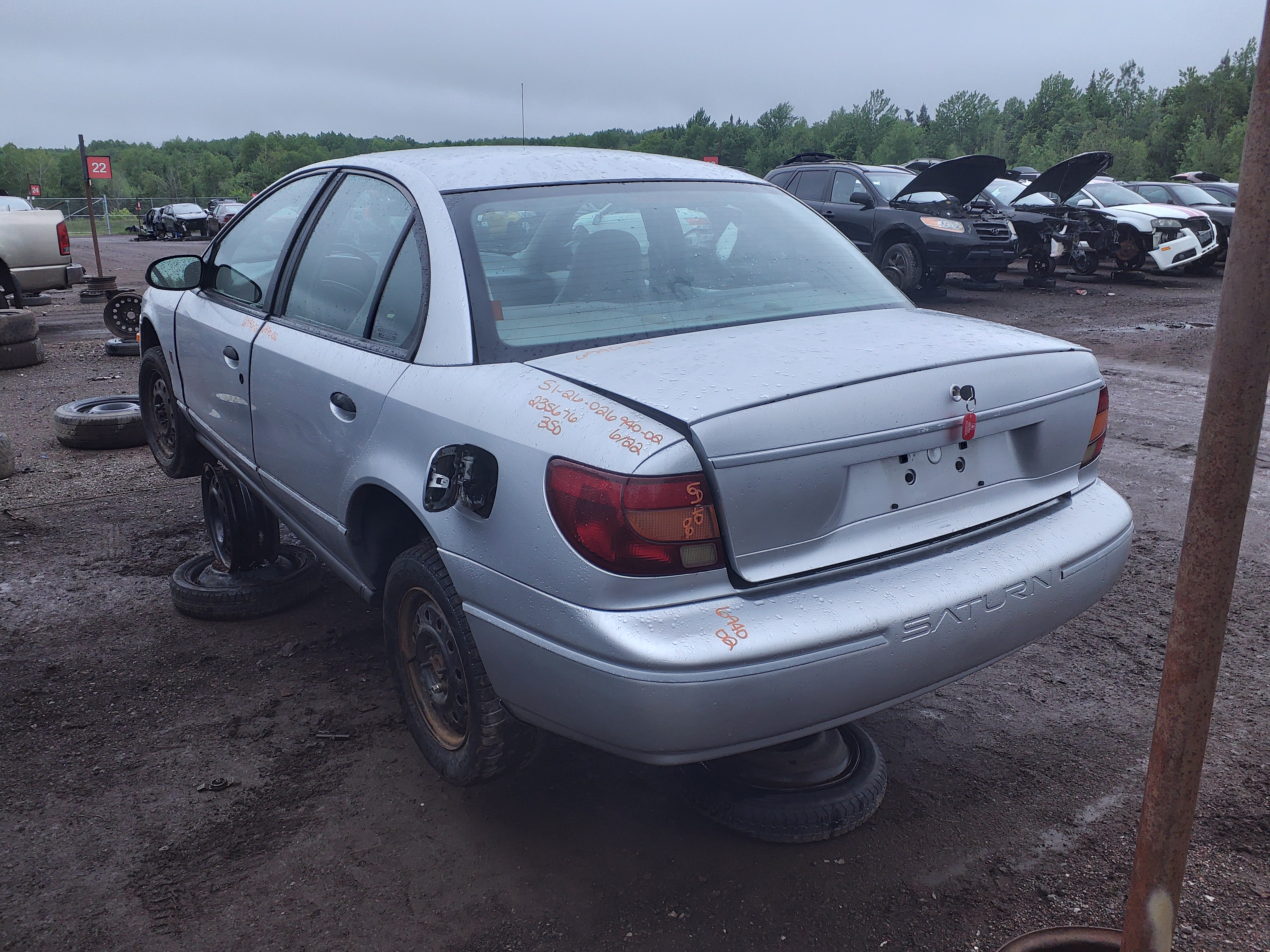 SATURN SL 2002