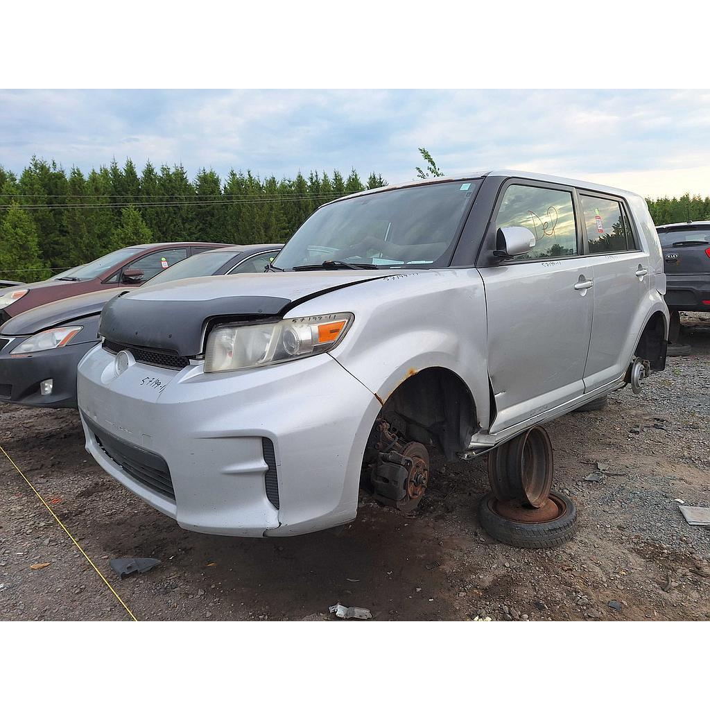 SCION XB 2011
