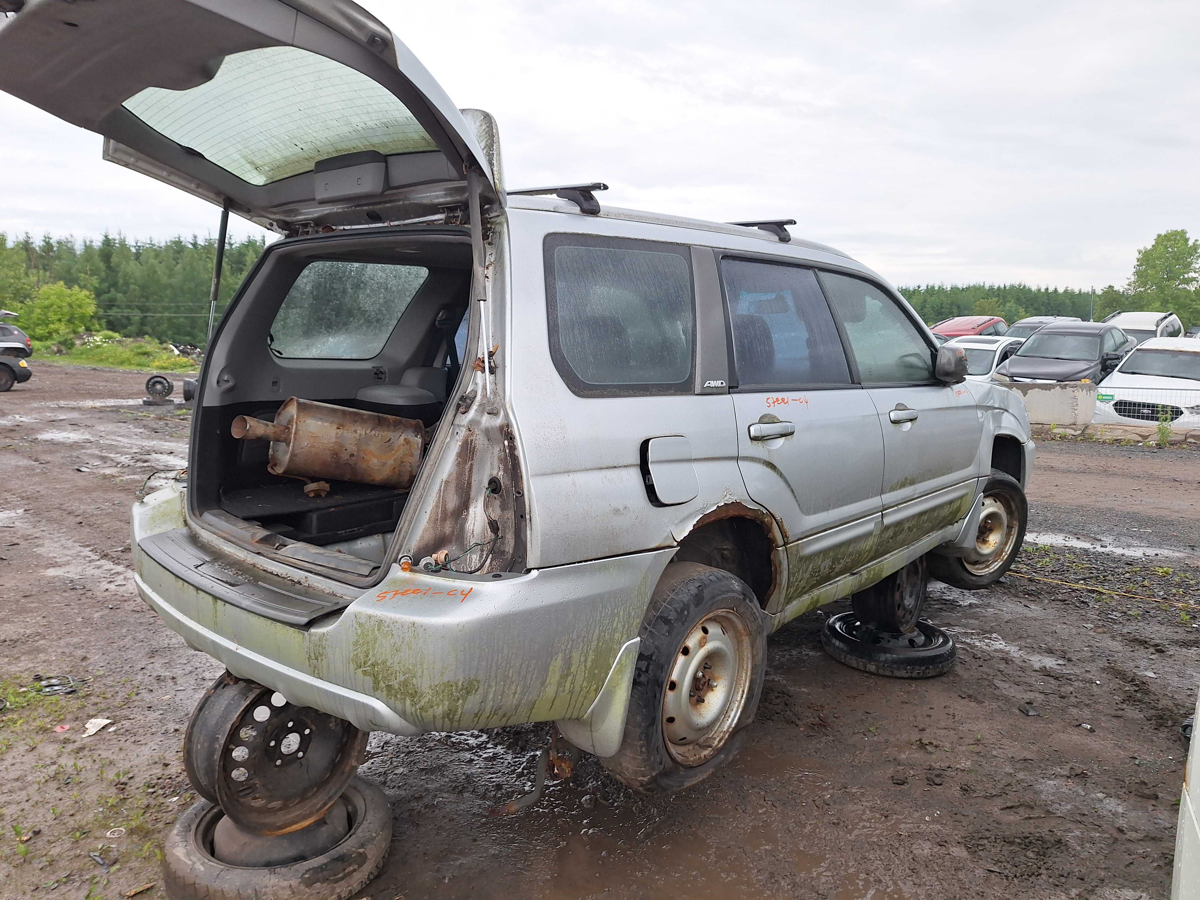 SUBARU FORESTER 2004