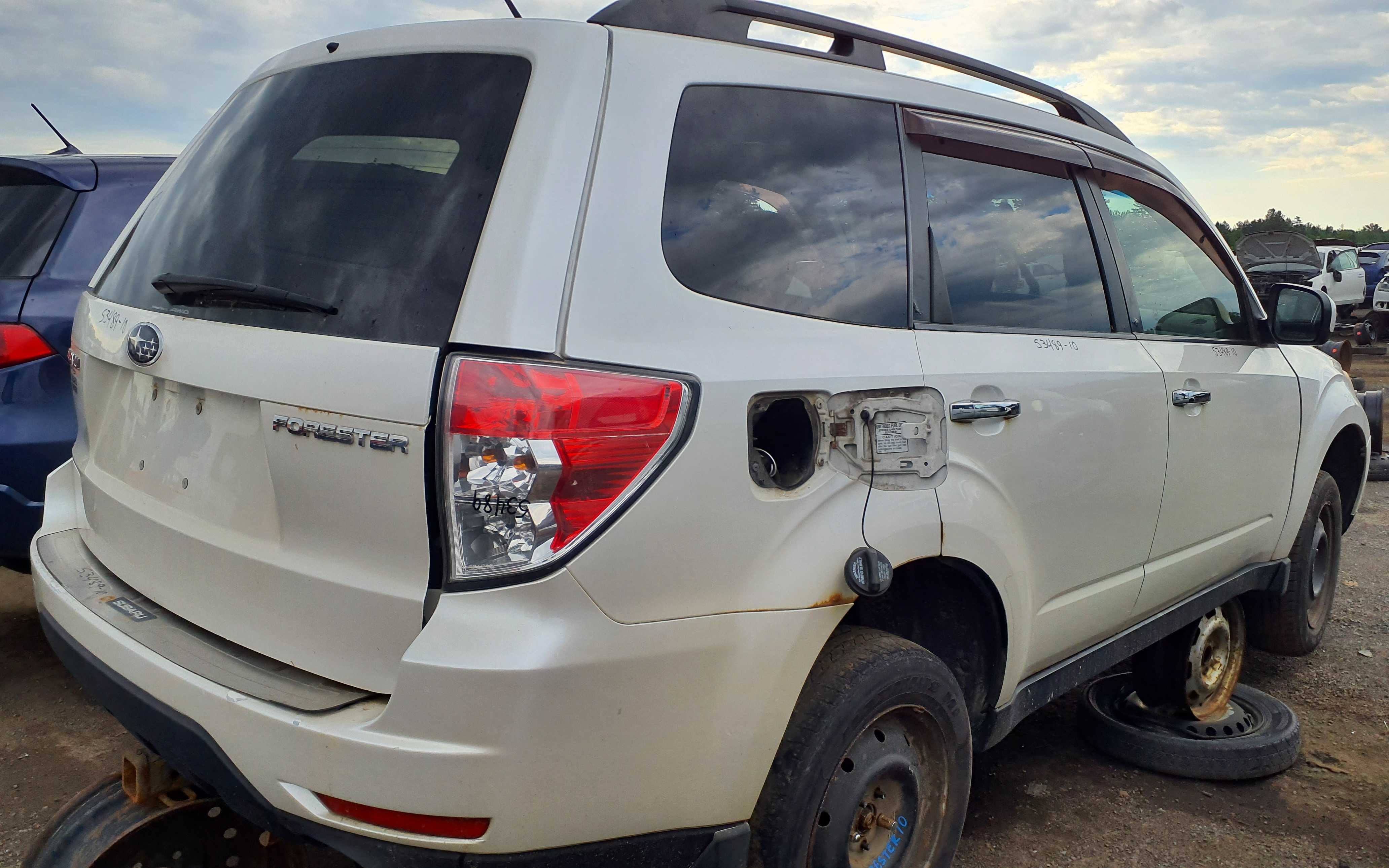 SUBARU FORESTER 2010