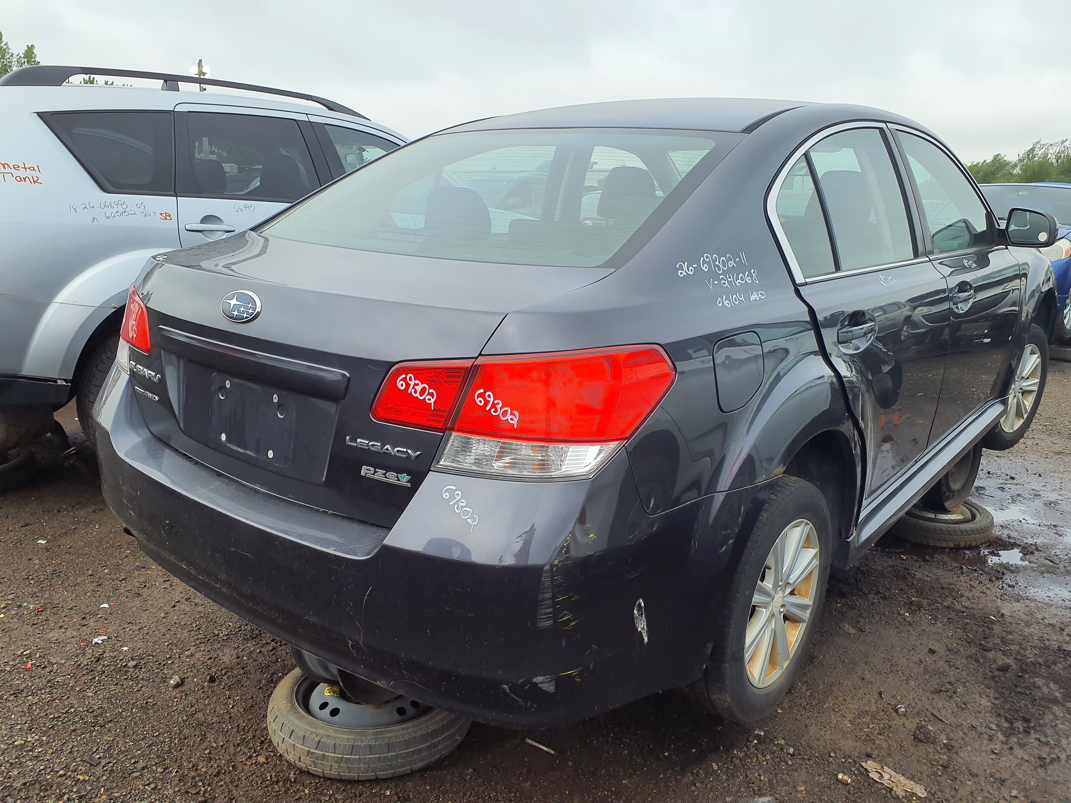 SUBARU LEGACY 2011