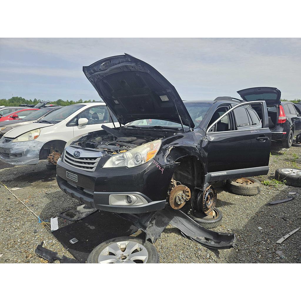 SUBARU OUTBACK 2011