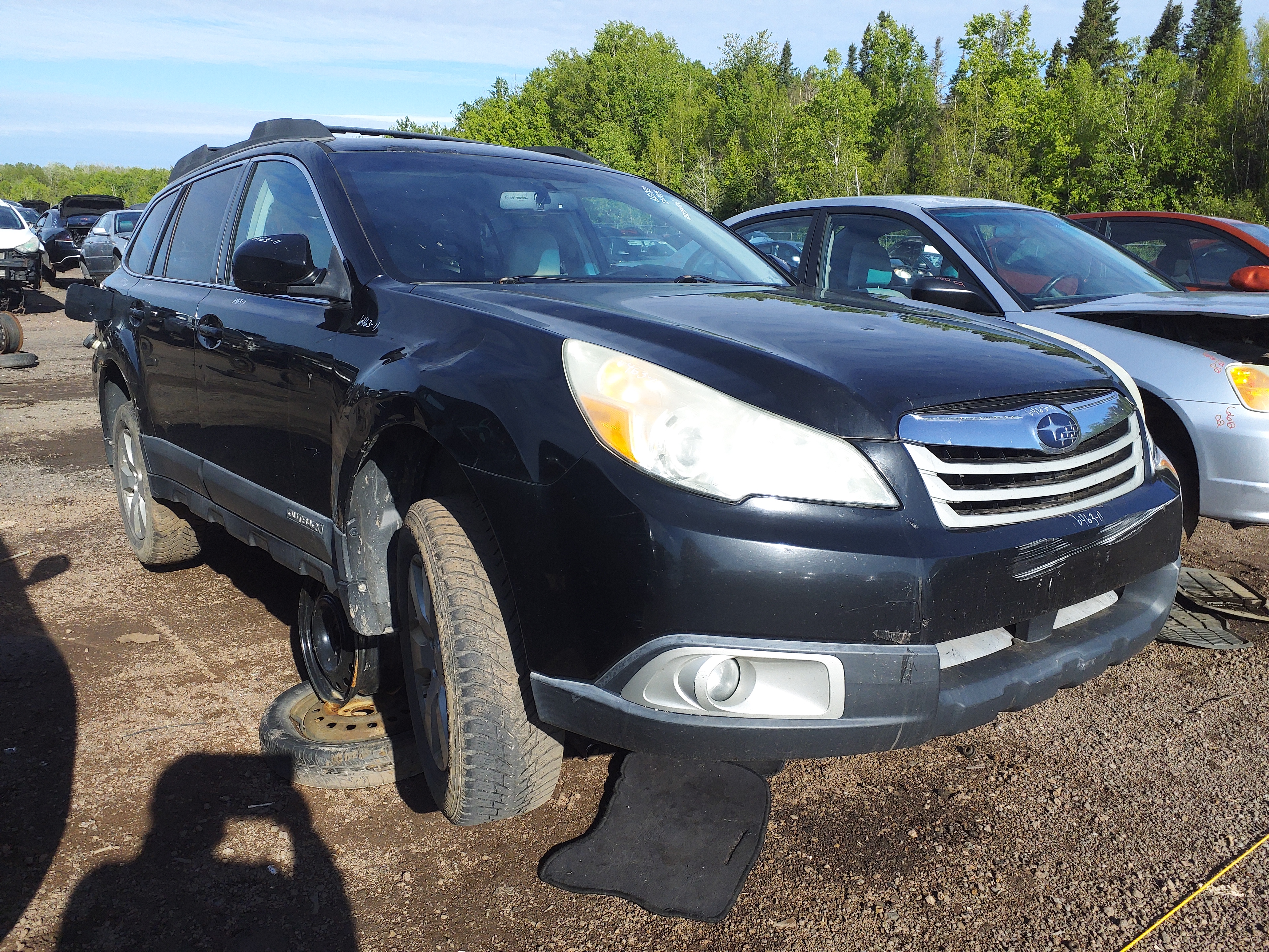 SUBARU OUTBACK 2011