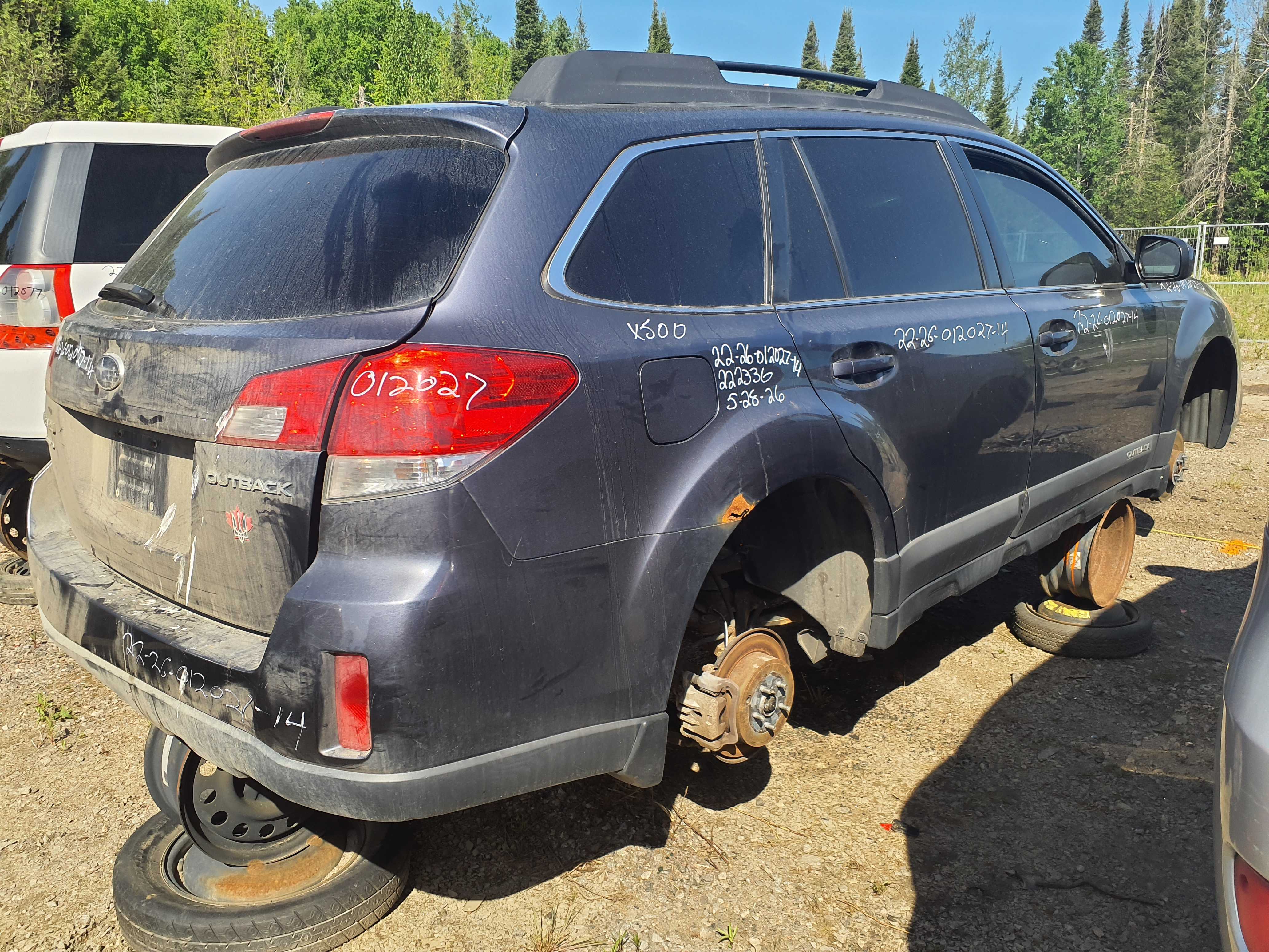 SUBARU OUTBACK 2014
