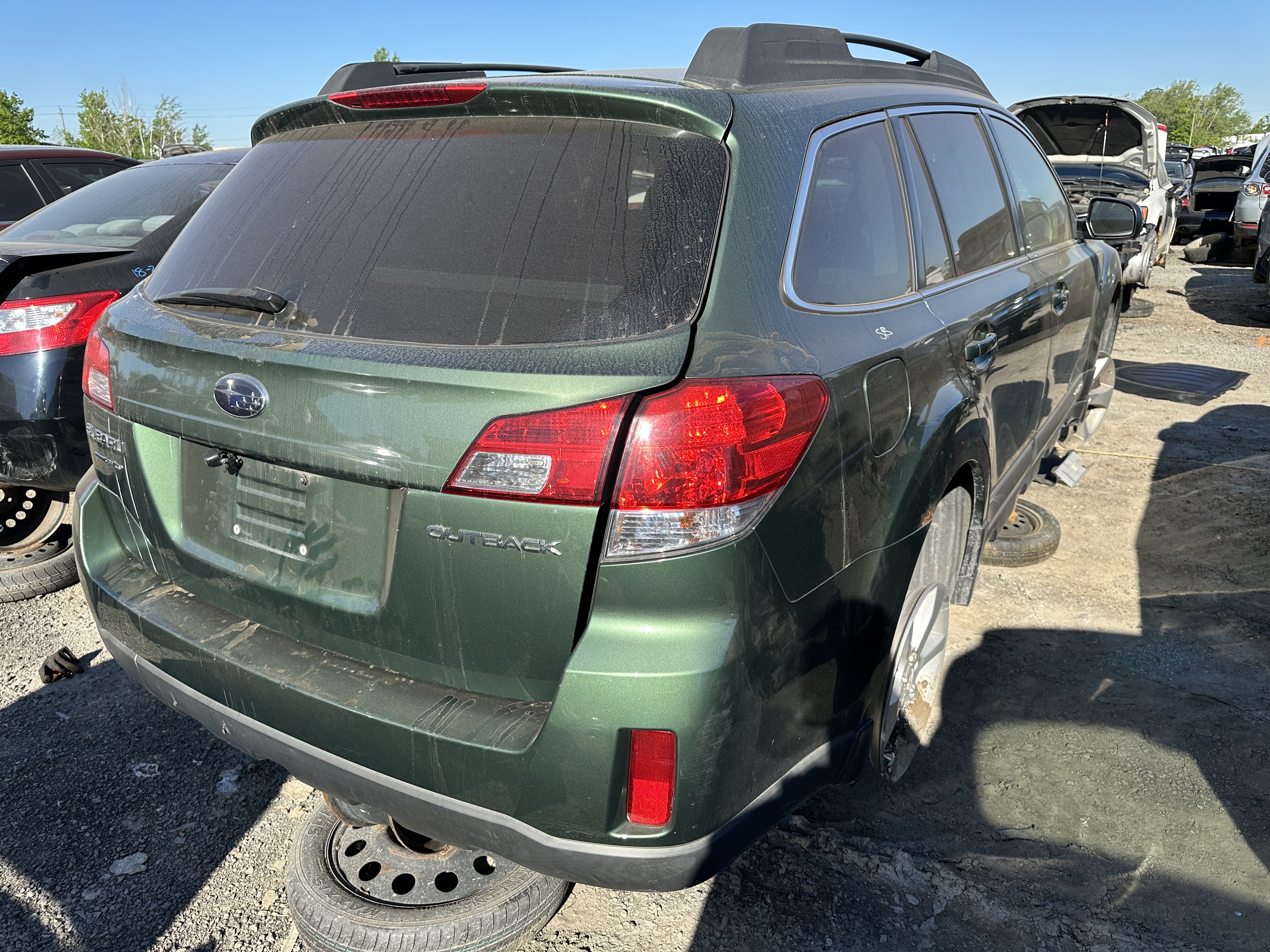 SUBARU OUTBACK 2014
