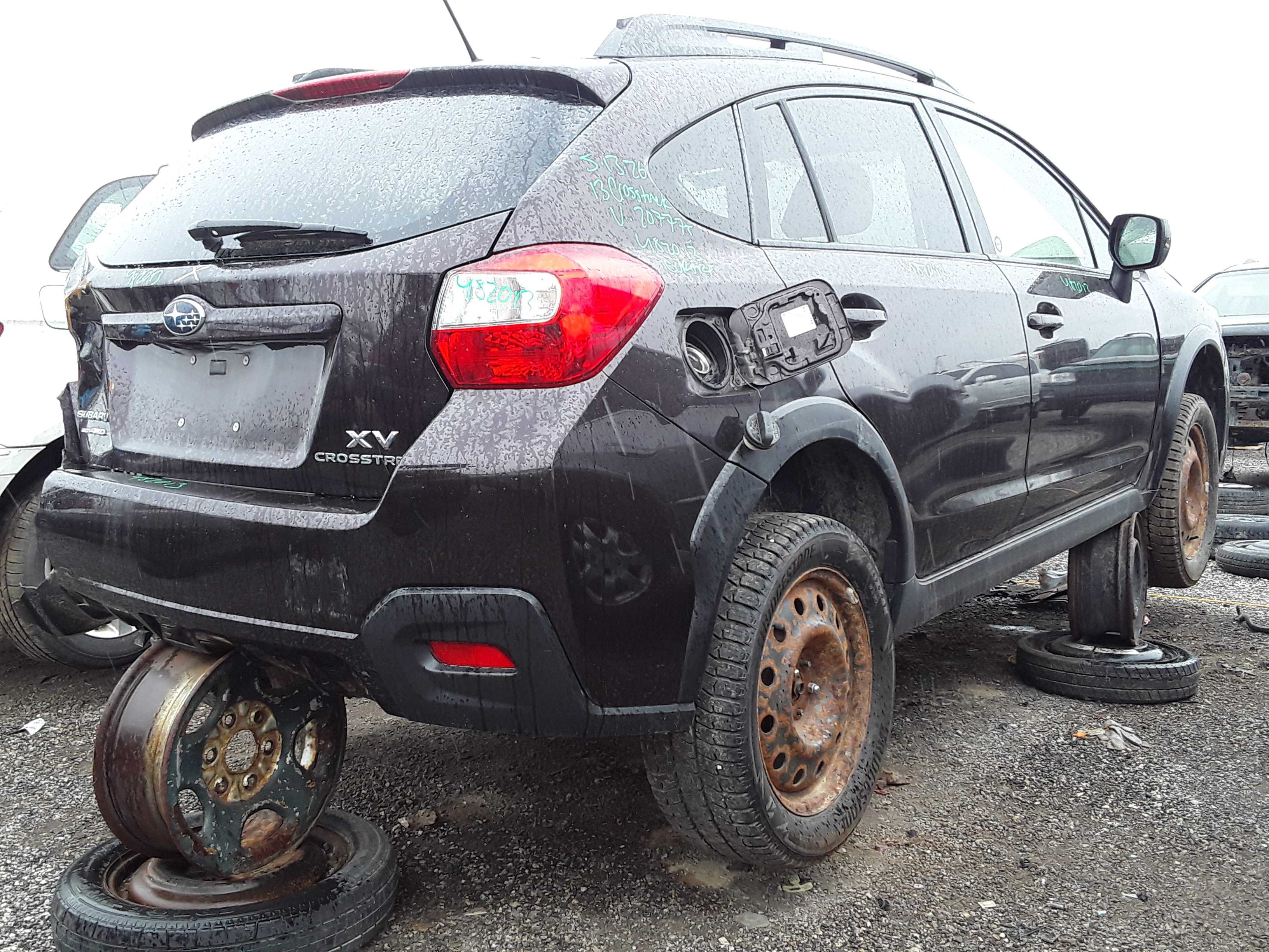 SUBARU XV CROSSTREK 2013