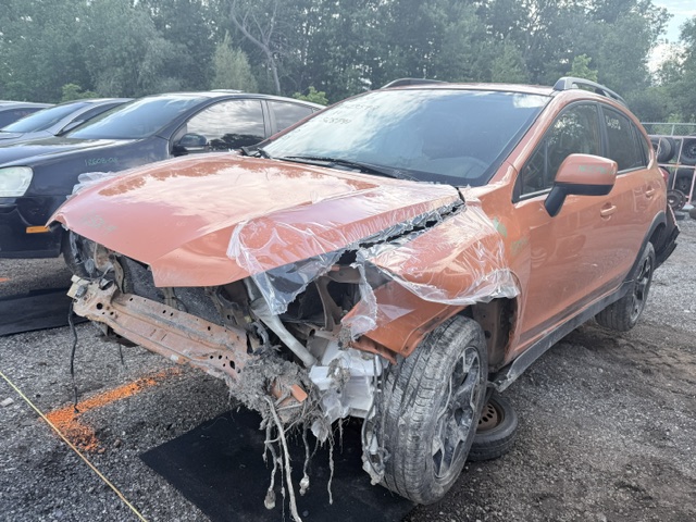 SUBARU XV CROSSTREK 2014