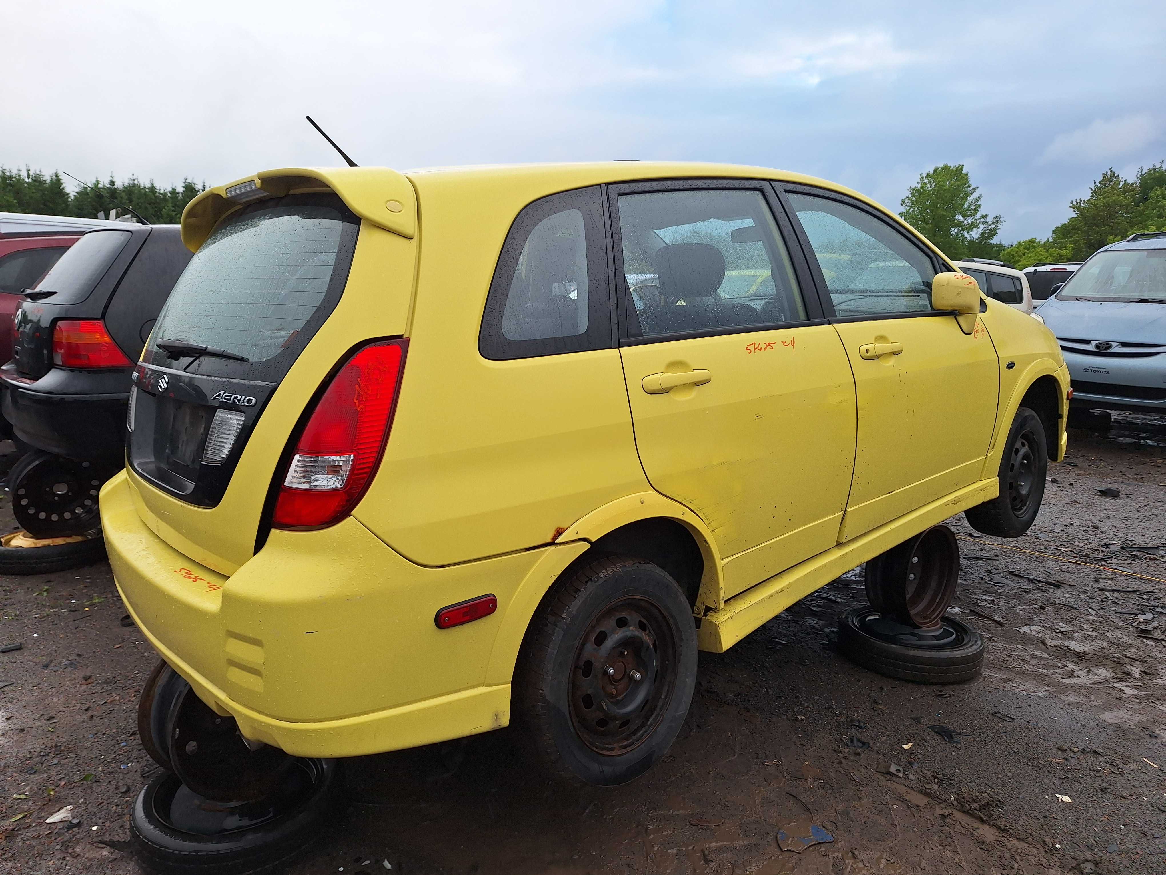 SUZUKI AERIO 2004