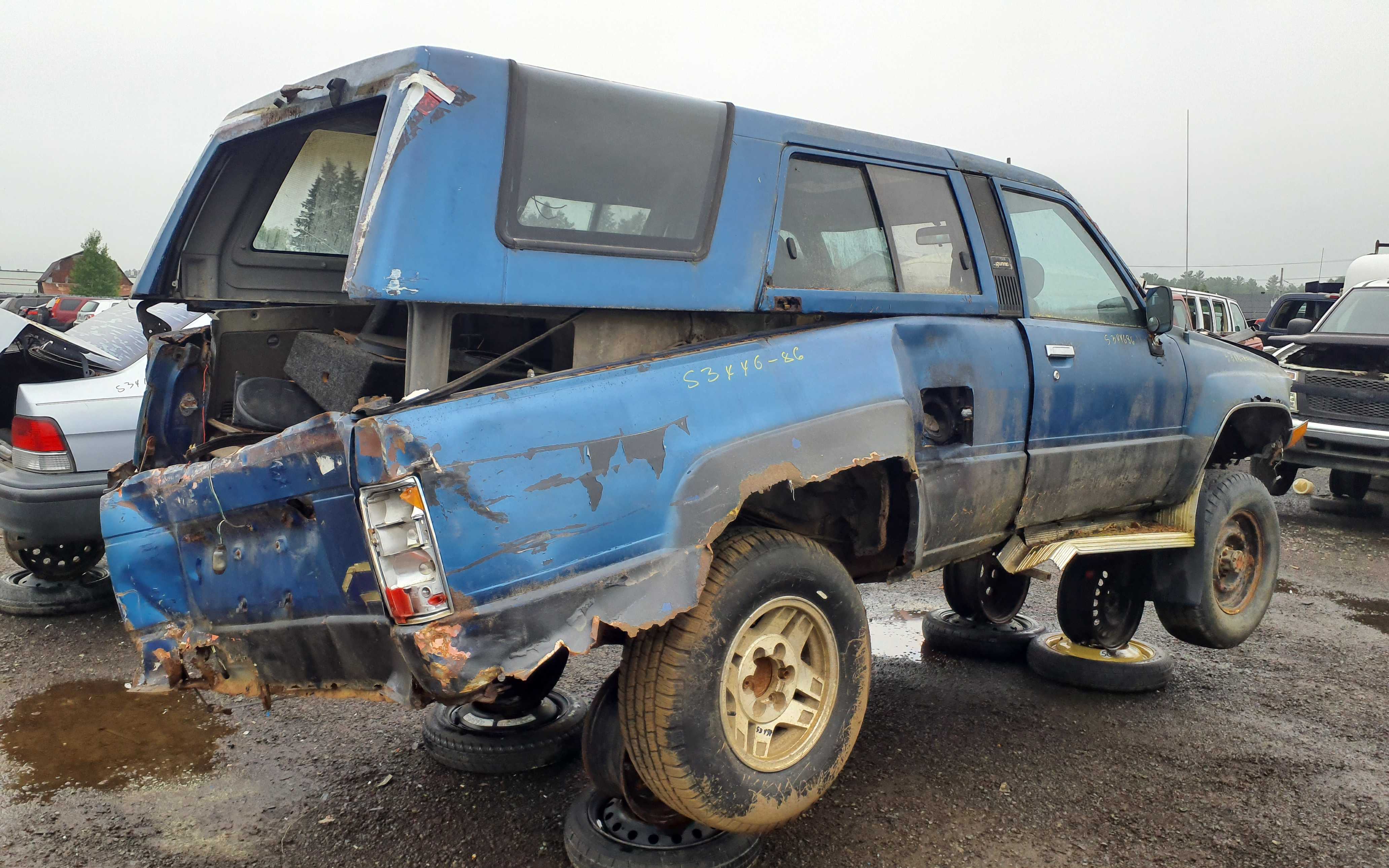 TOYOTA 4RUNNER 1986