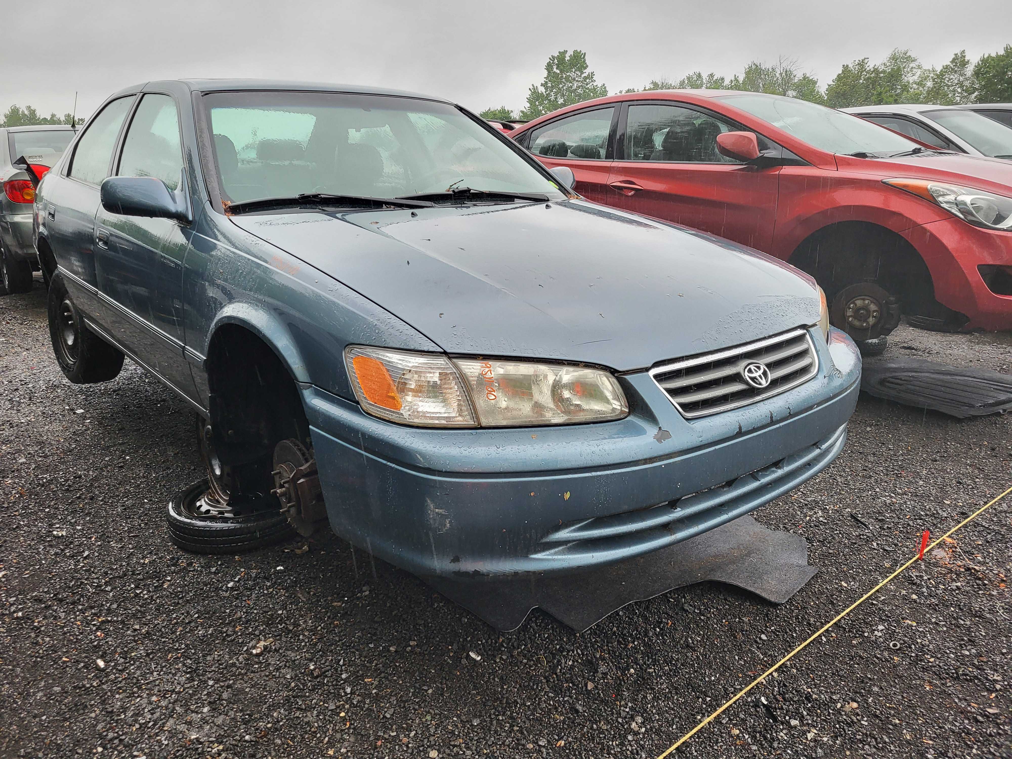 TOYOTA CAMRY 2000