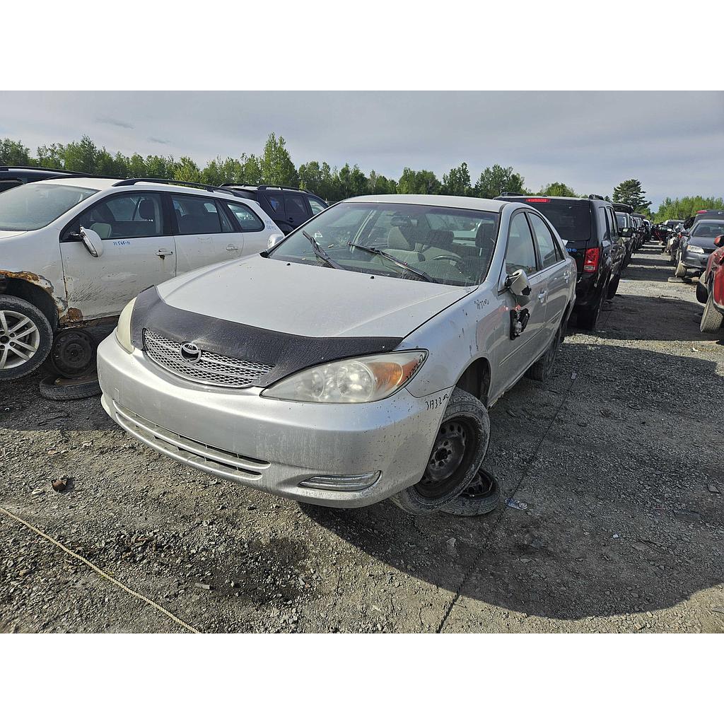 TOYOTA CAMRY 2002