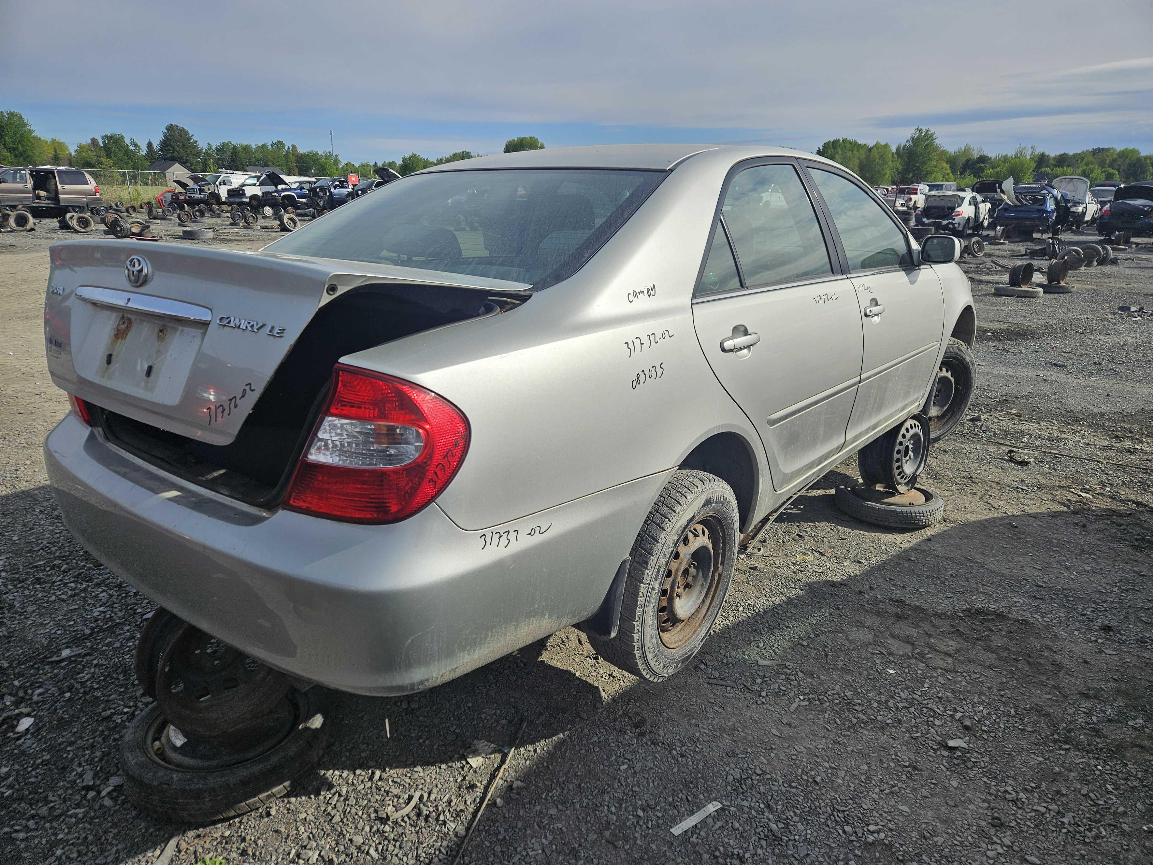 TOYOTA CAMRY 2002