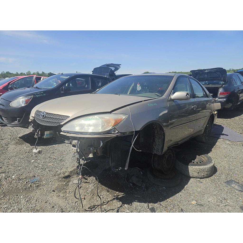 TOYOTA CAMRY 2002
