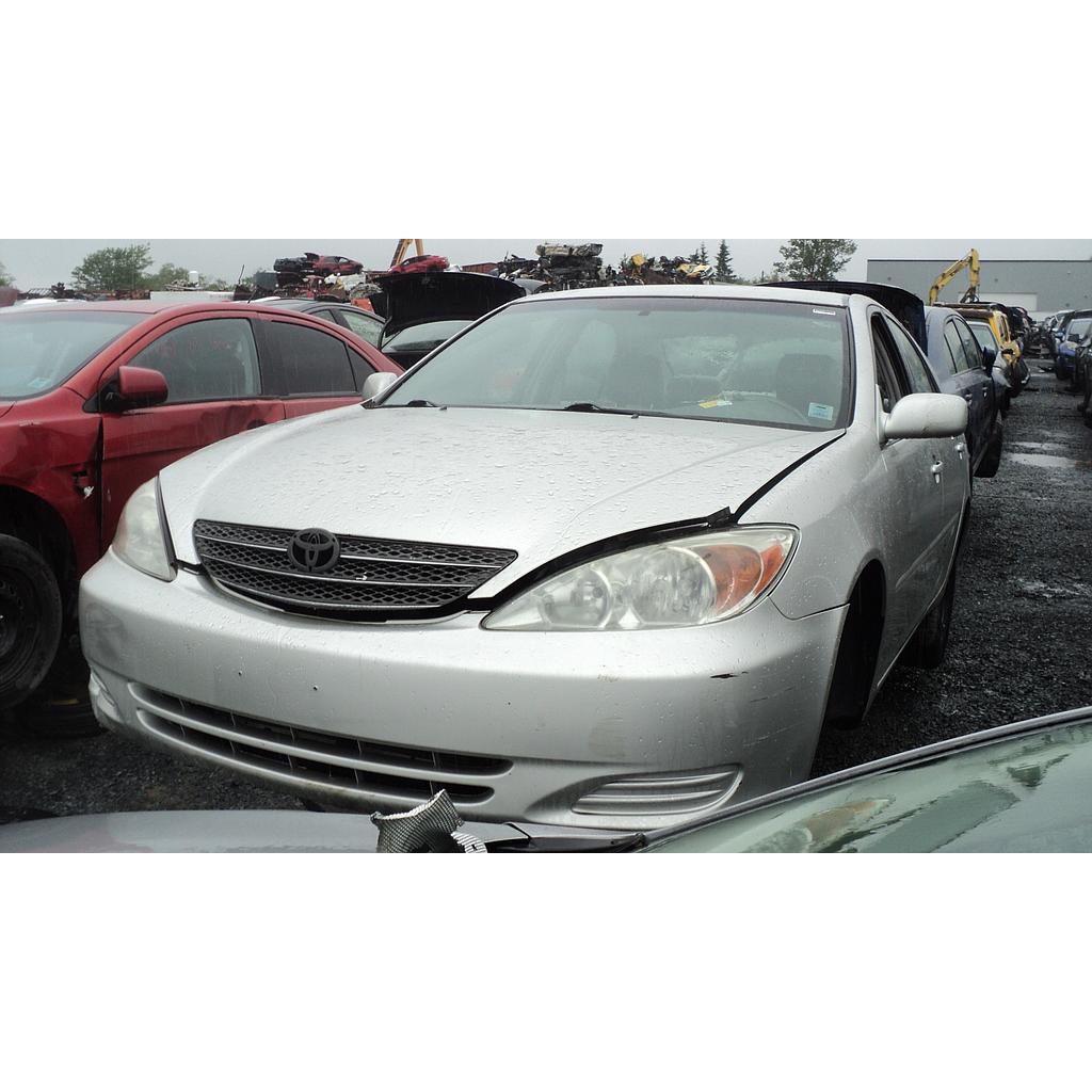 TOYOTA CAMRY 2004