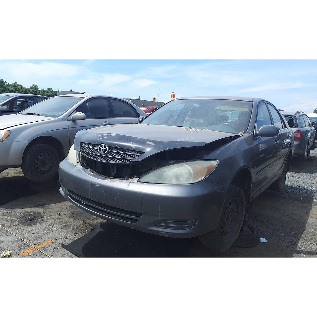 TOYOTA CAMRY 2004