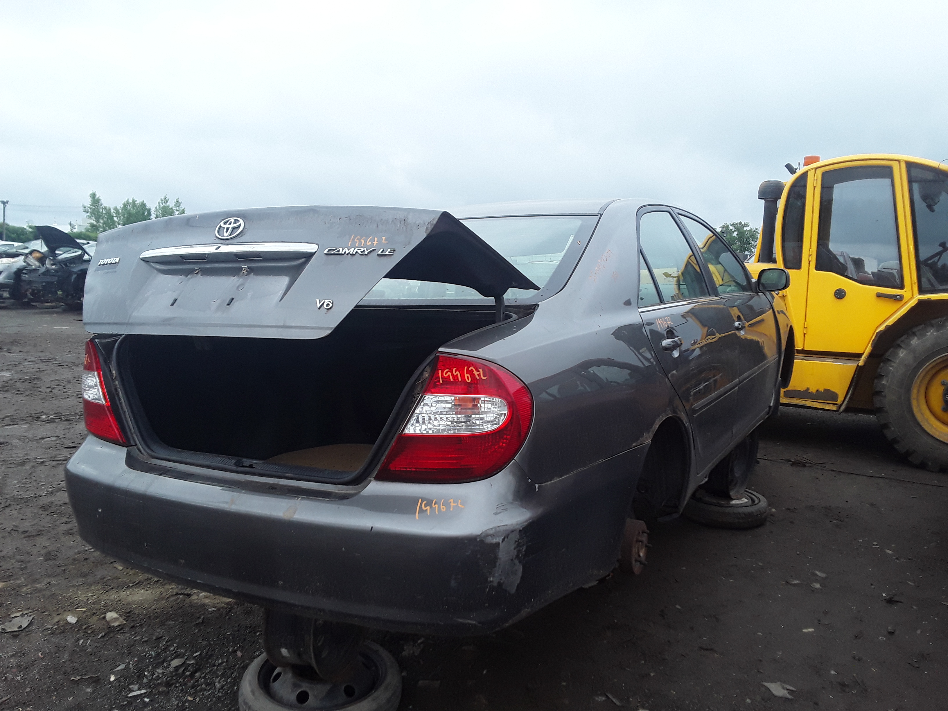TOYOTA CAMRY 2004