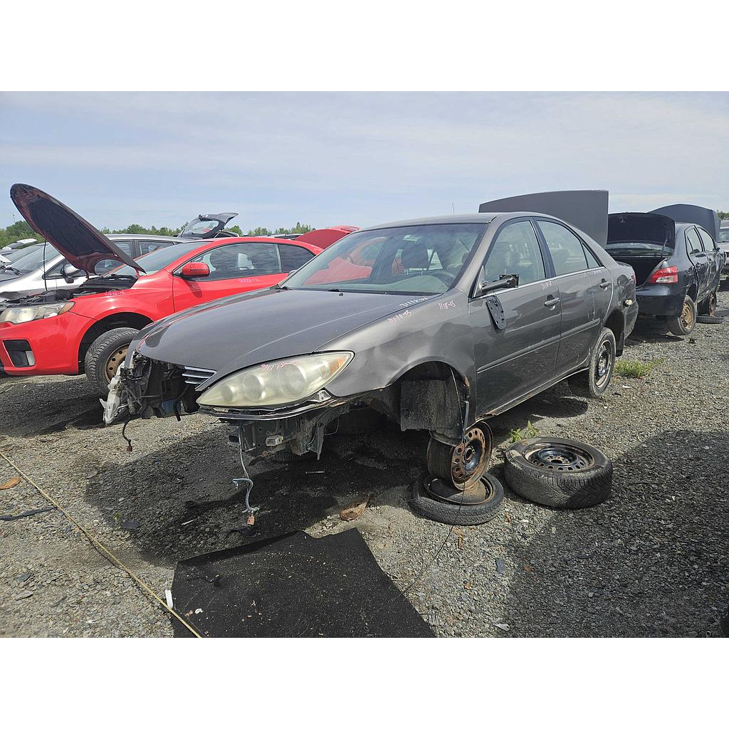 TOYOTA CAMRY 2005