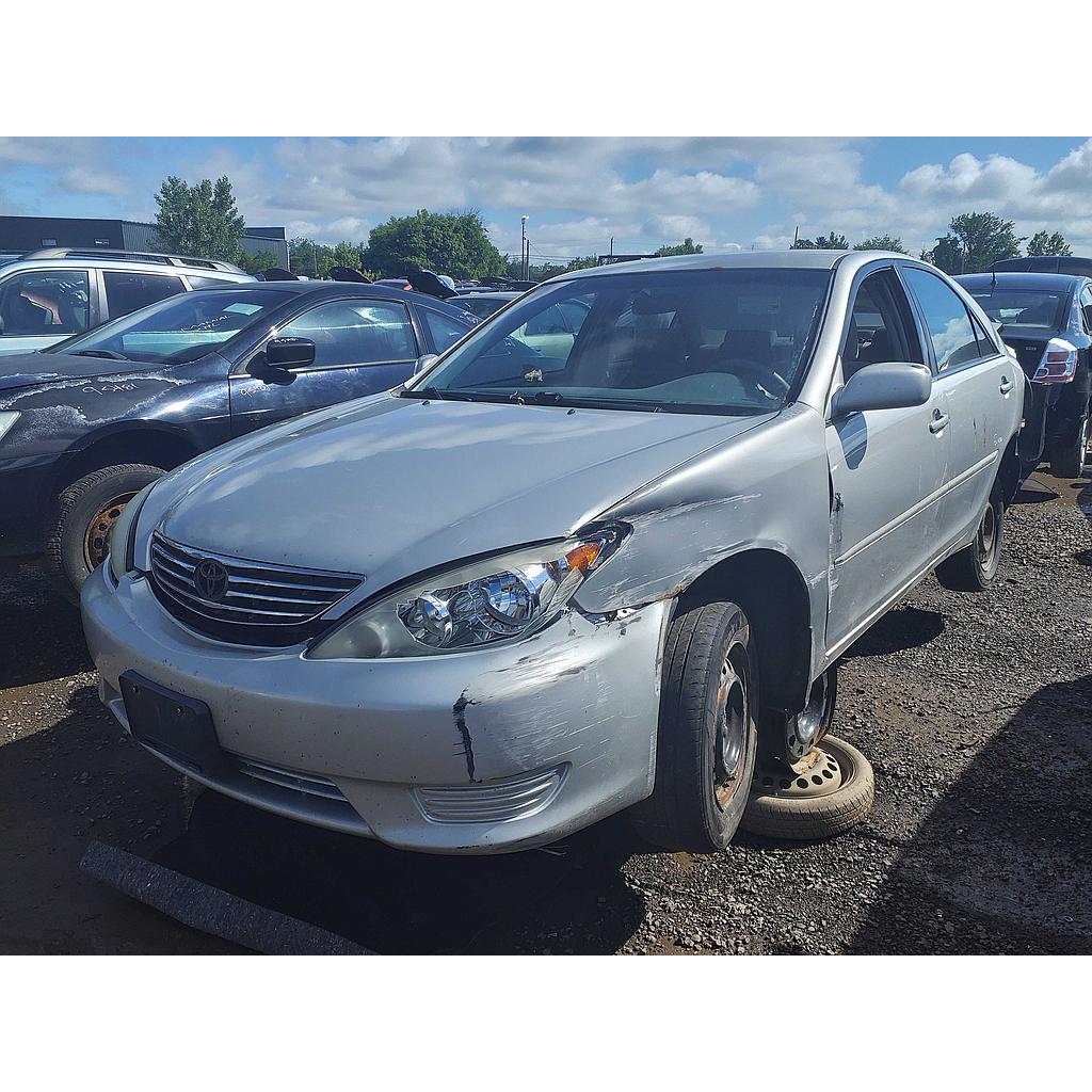 TOYOTA CAMRY 2005